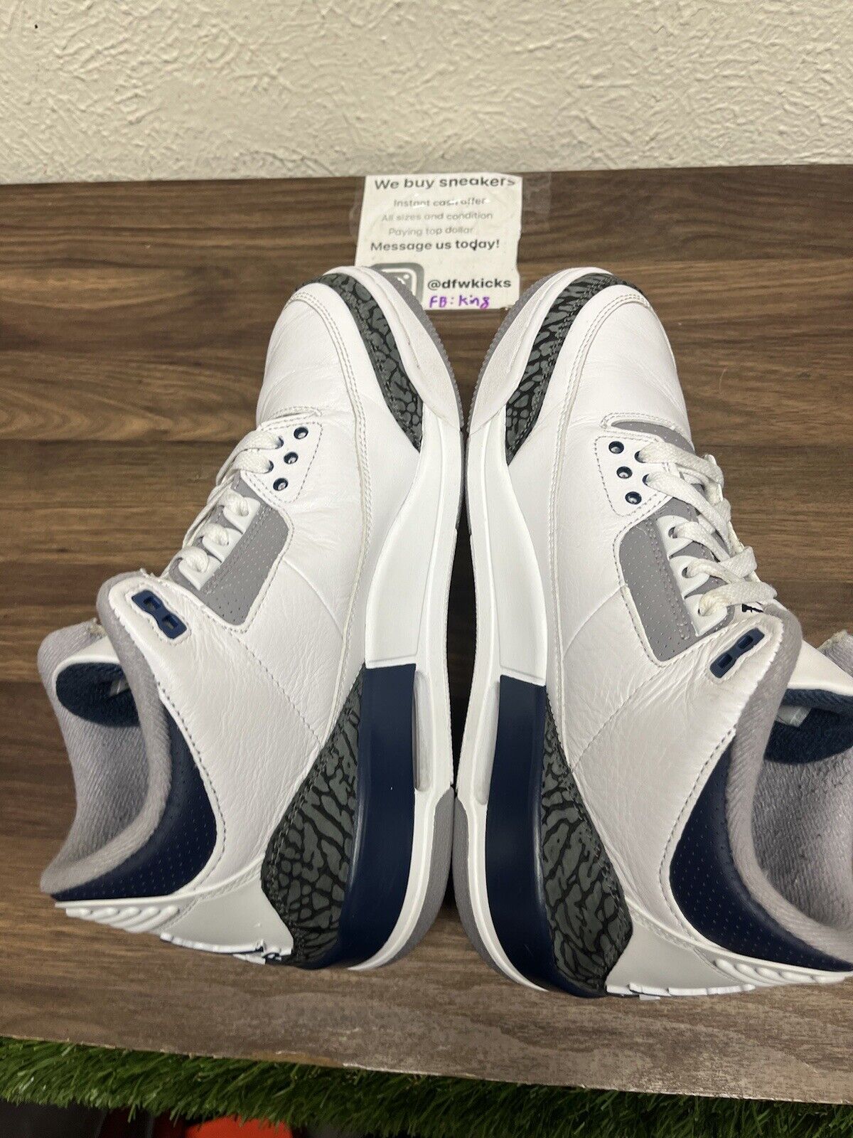 Air Jordan 3 Retro Midnight Navy- Size 9.5