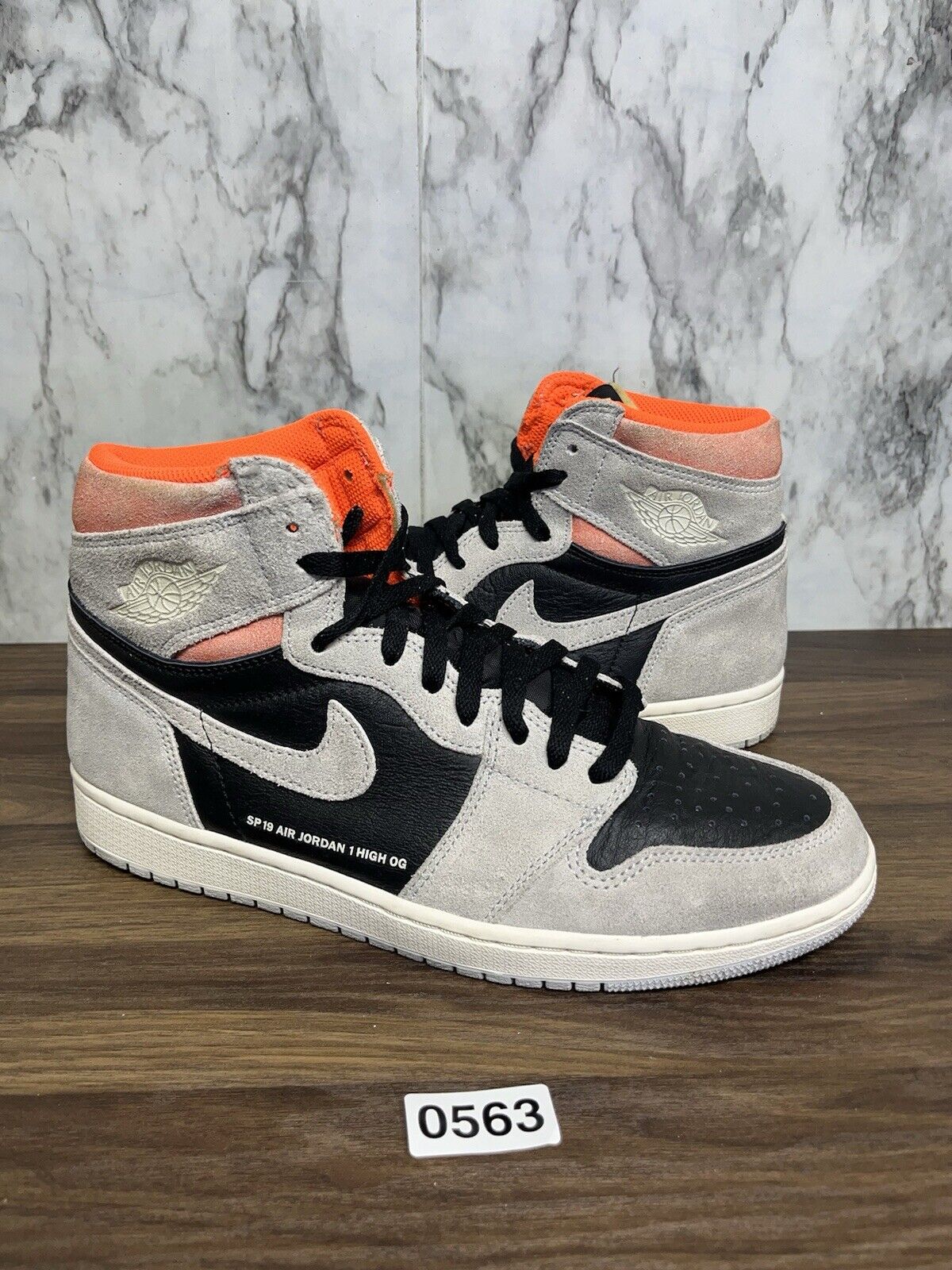 Size 10.5 - Jordan 1 Retro High OG Neutral Grey 2019 *563