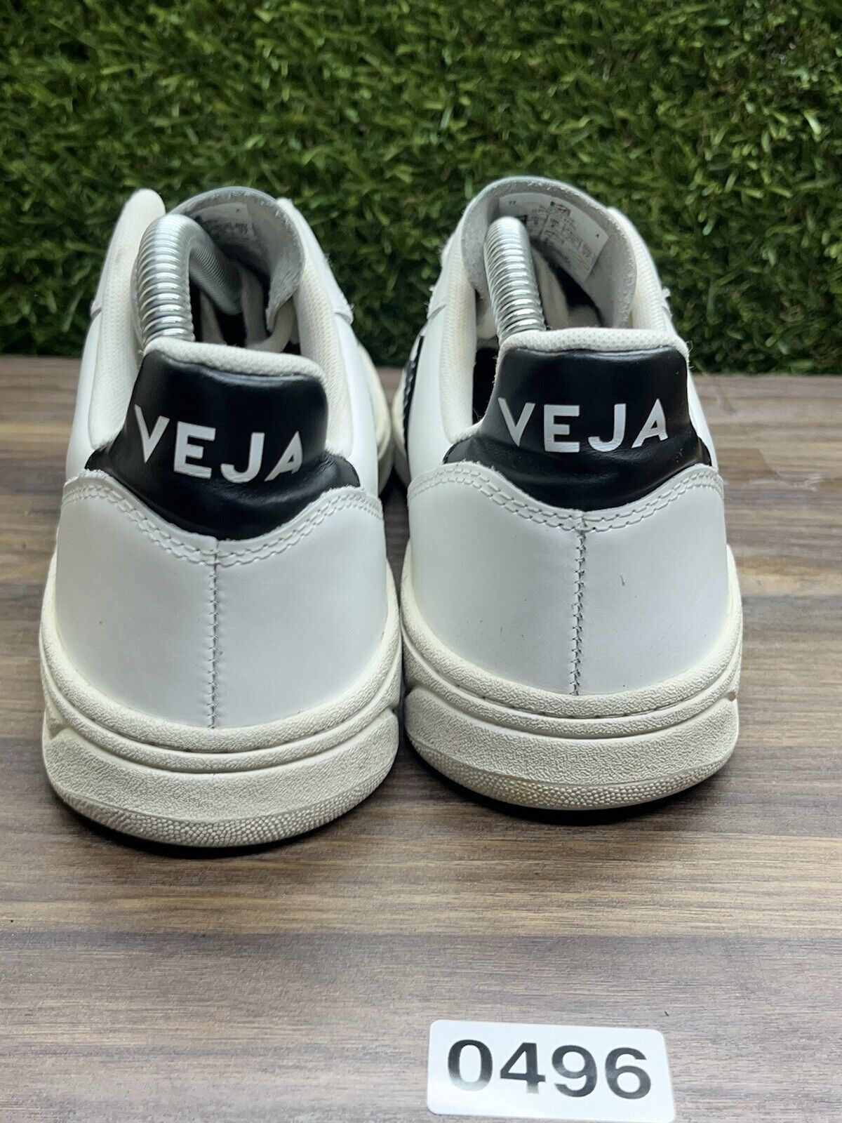 VEJA V-10 Extra White Black Women’s Size 8 *496