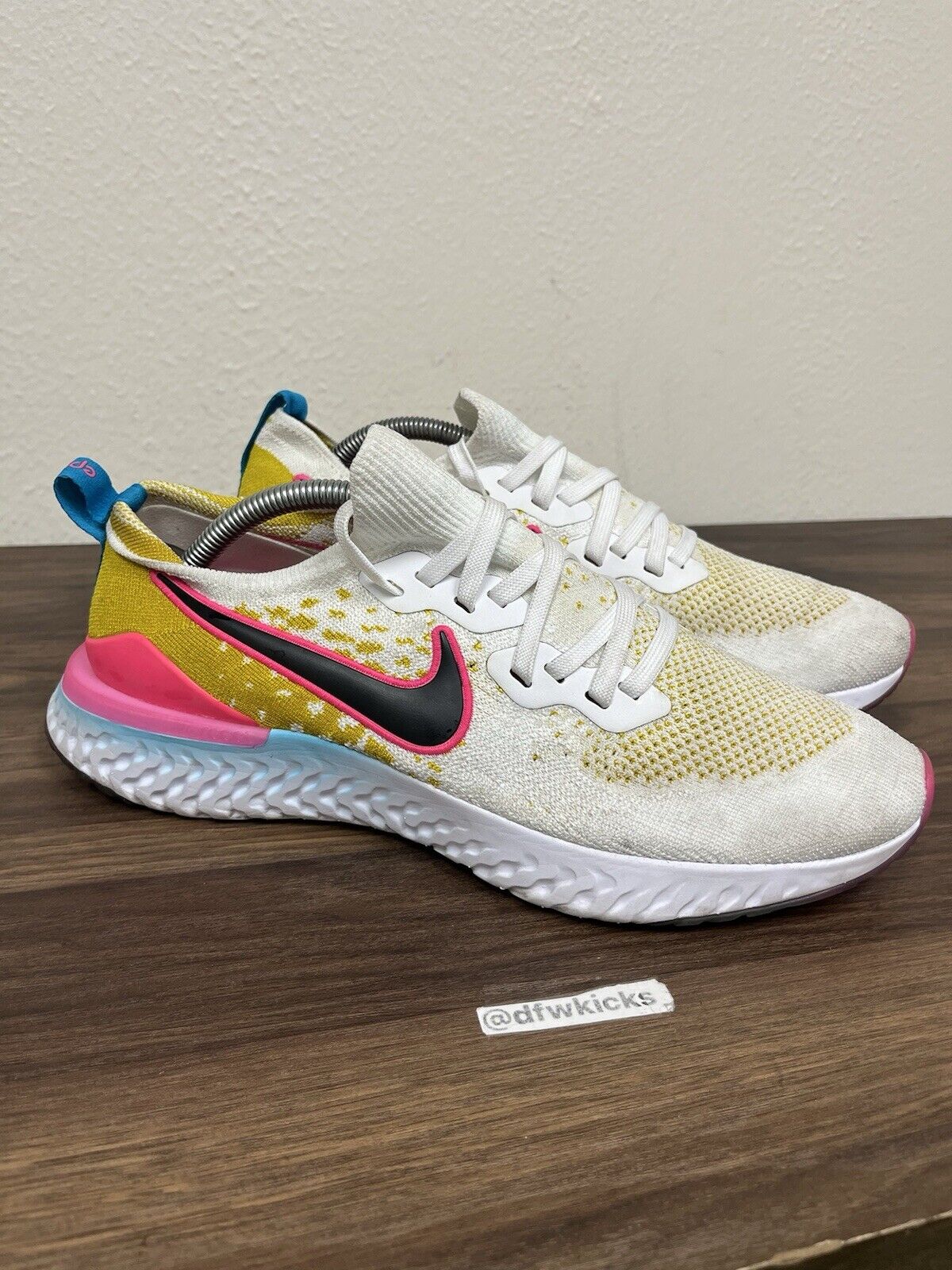 Size 10.5 - Nike Epic React Flyknit 2 White Black Pink Blast