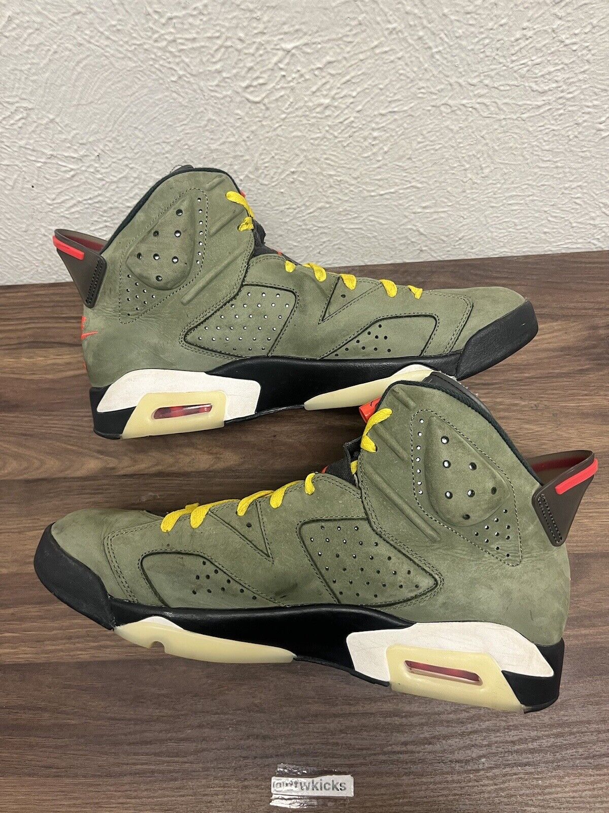 Jordan 6 Travis Scott Olive 2019 Size 13 / OG ALL -