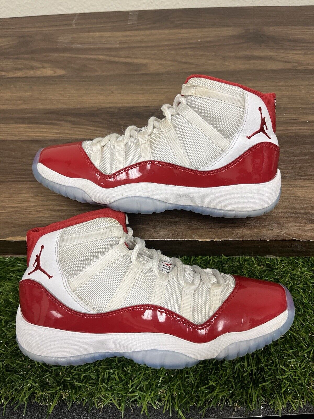 Size 5.5y Jordan 11 Retro High " Cherry (2022) (GS)" s228