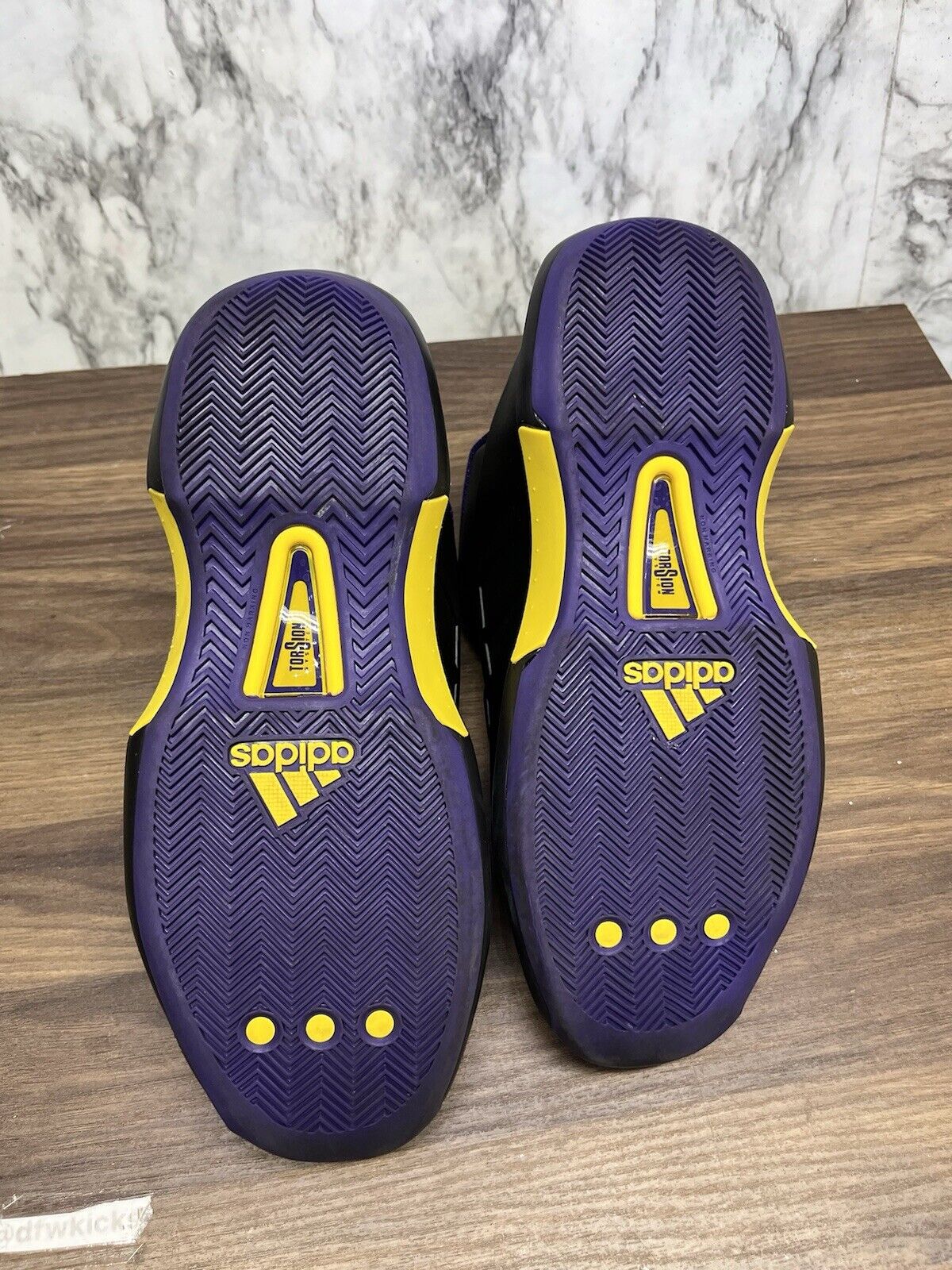 Size 8 - adidas Crazy 1 Lakers Away; Kobe Bryant 454