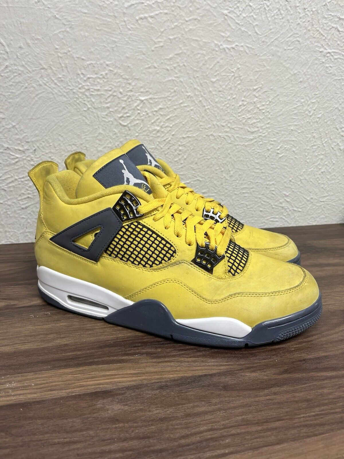 Size 11 - Jordan 4 Retro Mid Lightning