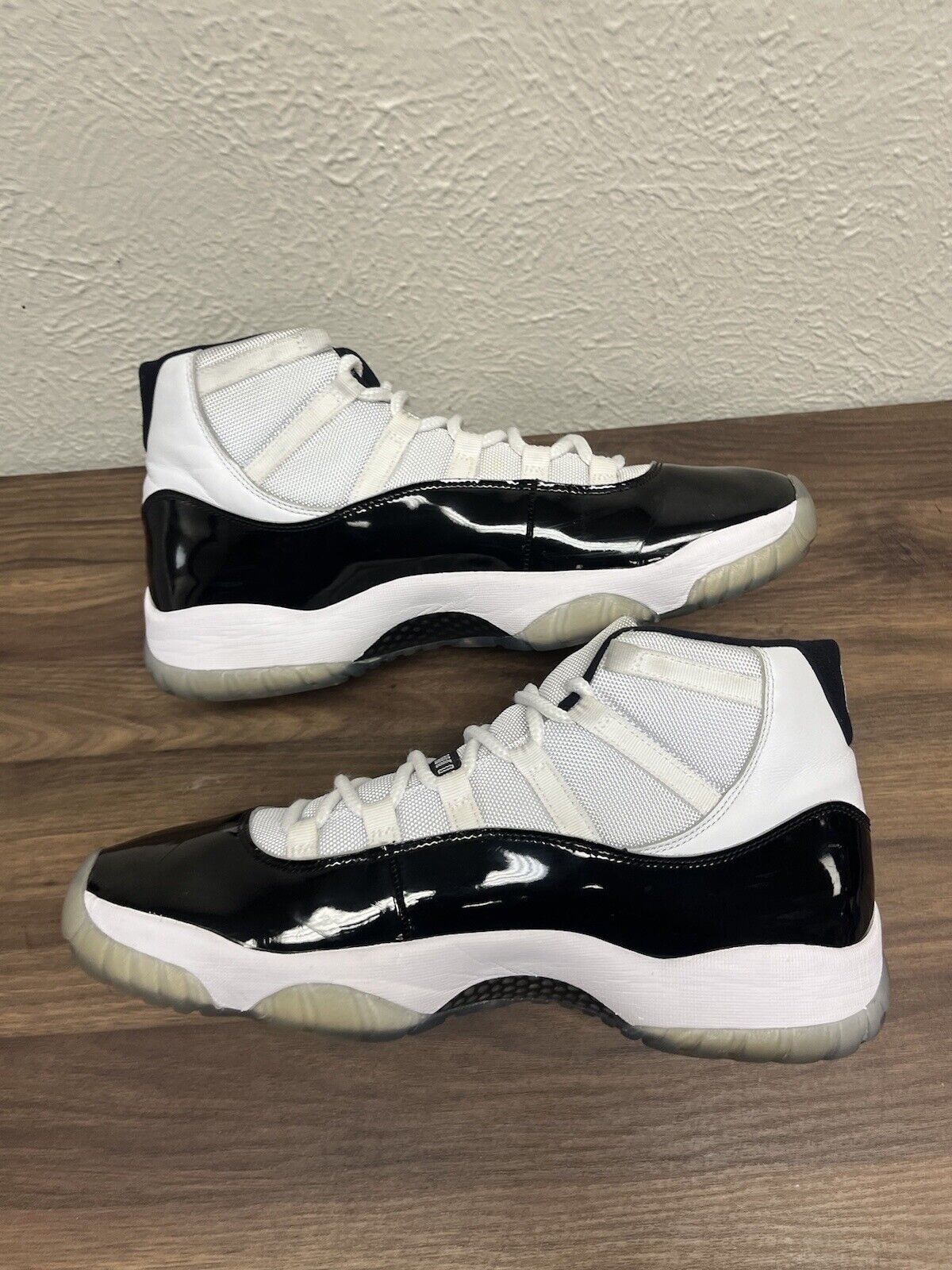 Air Jordan 11 Retro High Concord 2018 Size 13 Used