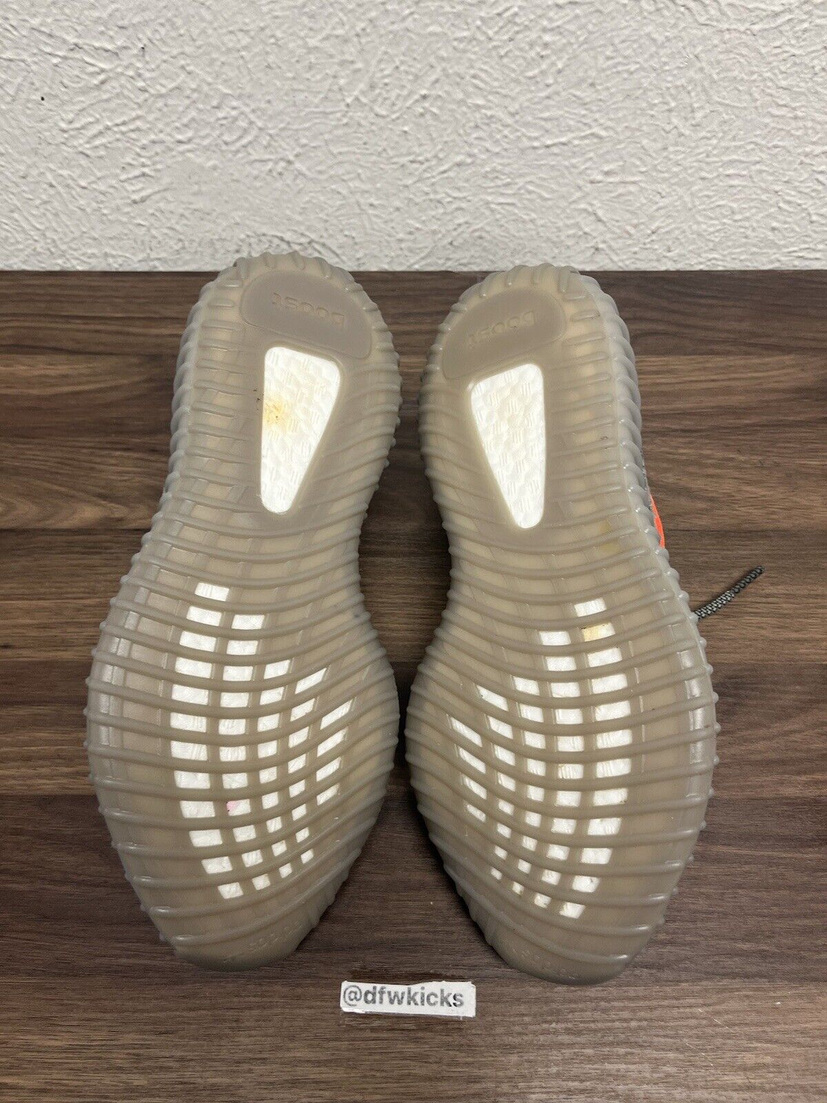 Adidas Yeezy Boost 350 V2 Beluga Reflective GW1229 Size 9