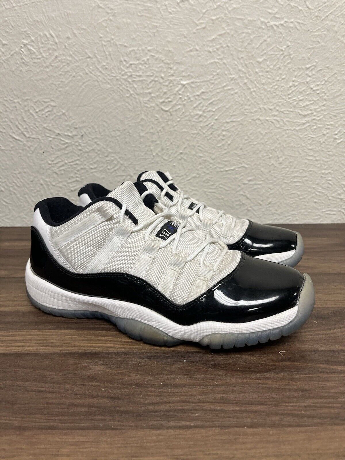 air jordan 11 retro low concord - size 7y 528896 153 - ships fast