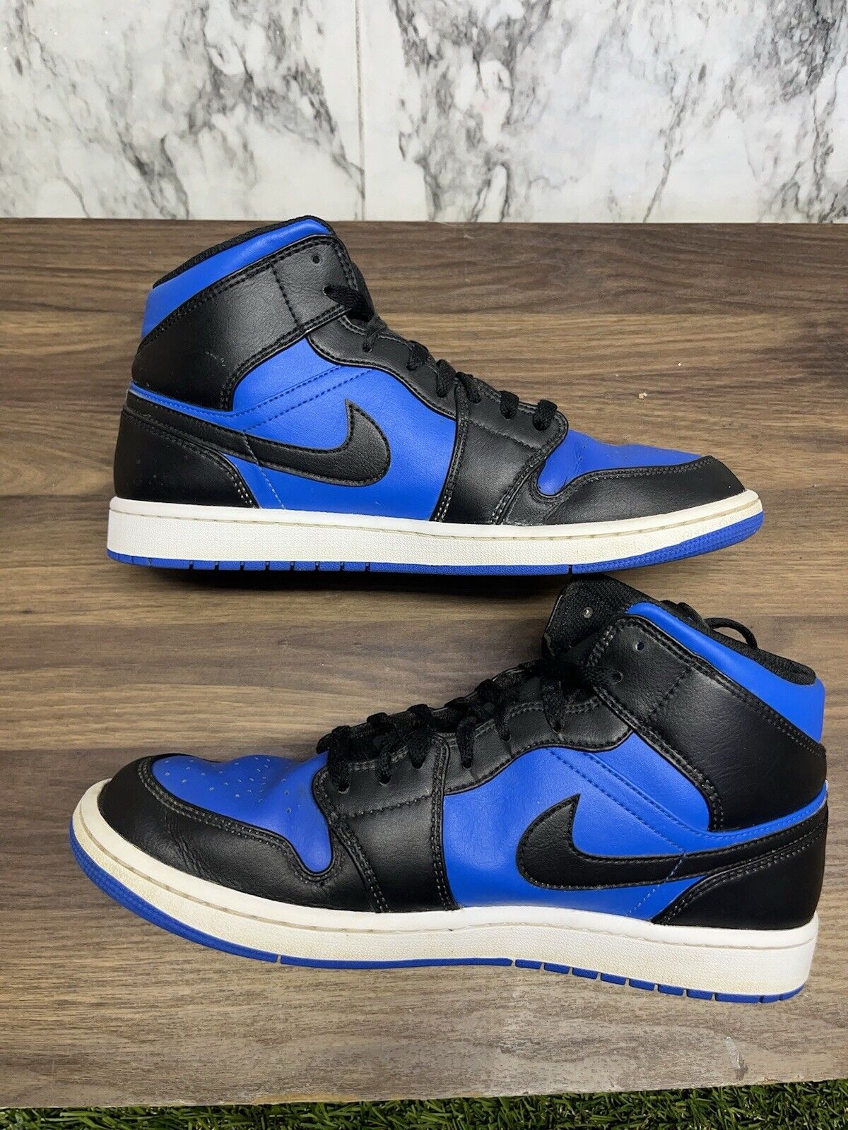 Size 10.5 - Men’s Nike Air Jordan 1 Mid Royal Black Blue  DQ8426-042 *570