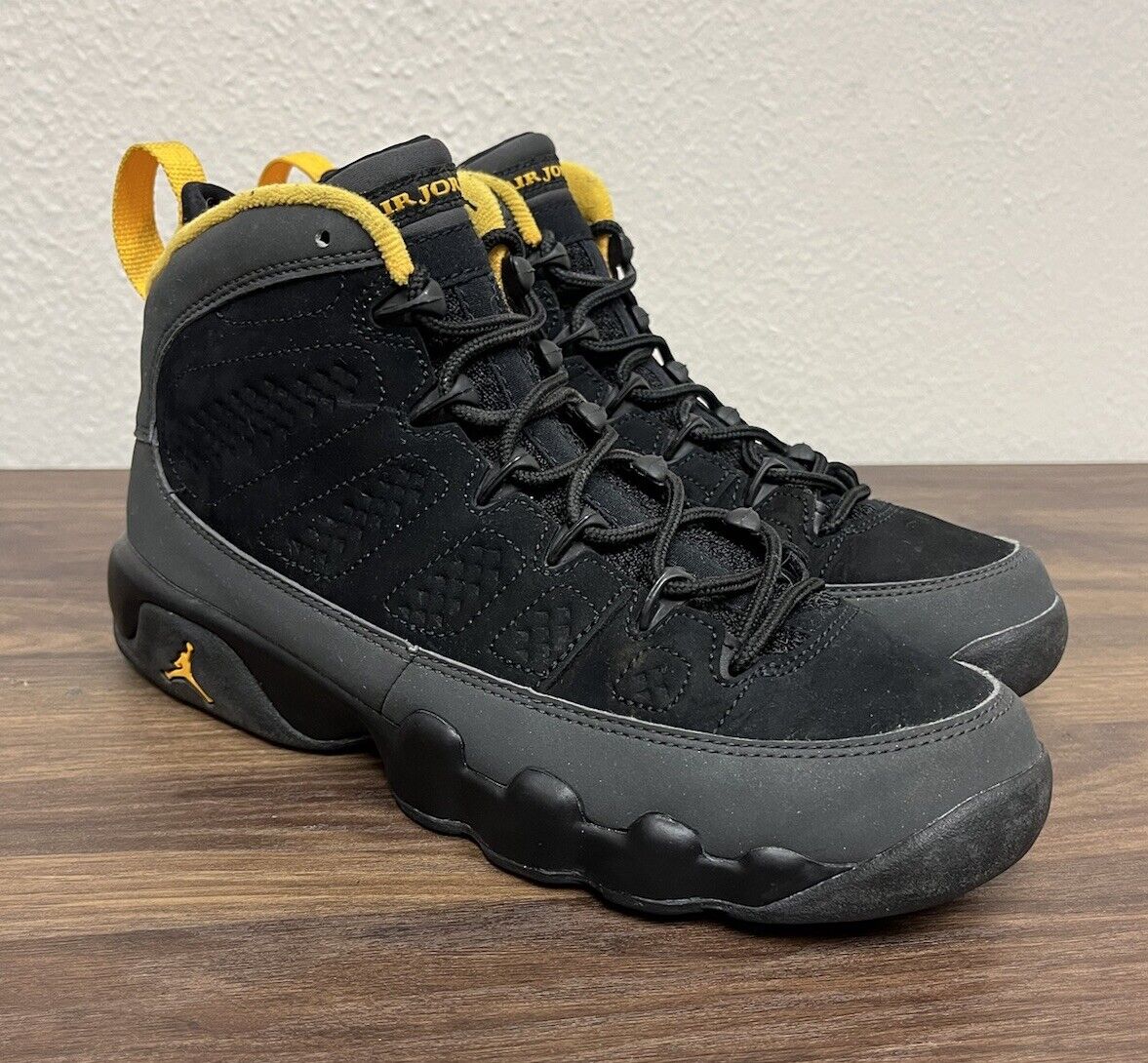 Size 6.5y Jordan 9 “Dark Charcoal University Gold”  GS 302359-070 Basketball 240