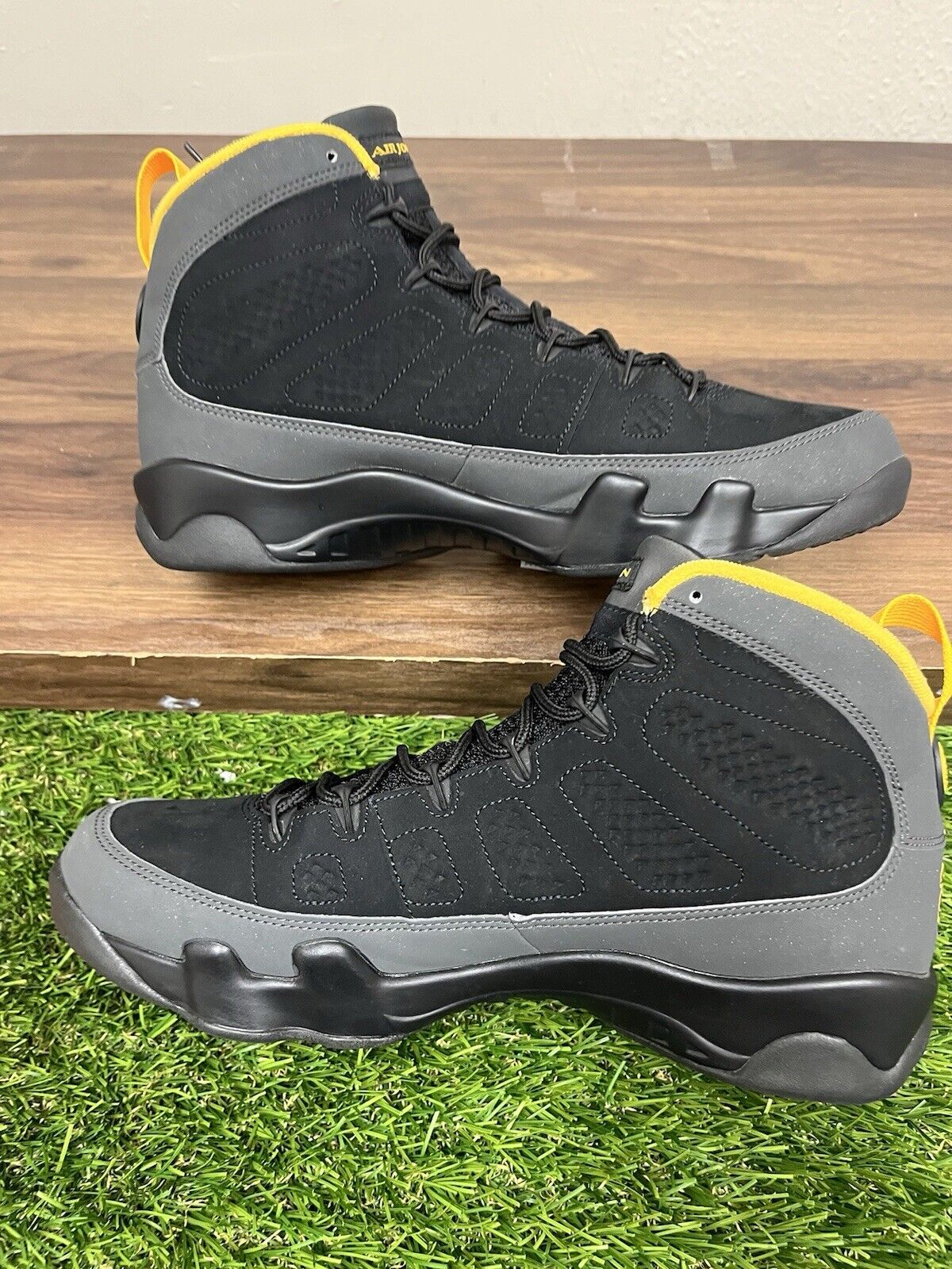 Size 11.5 - Jordan 9 Retro Black