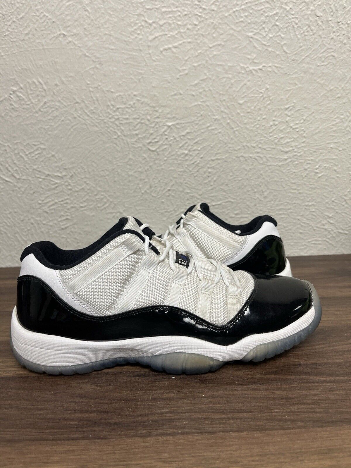 air jordan 11 retro low concord - size 7y 528896 153 - ships fast