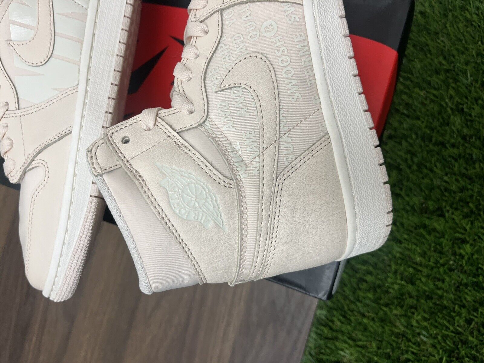 Jordan 1 Retro High OG Guava Ice 2018 Size 7.5