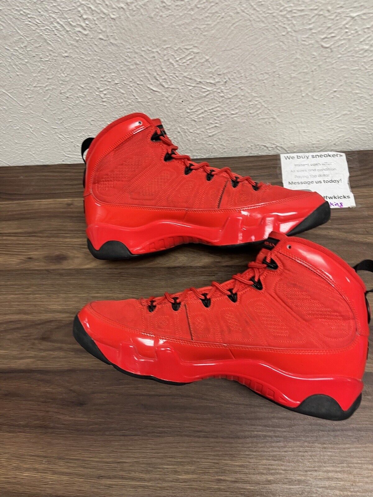 Size 10 - Air Jordan Retro 9 Chile Red 2022