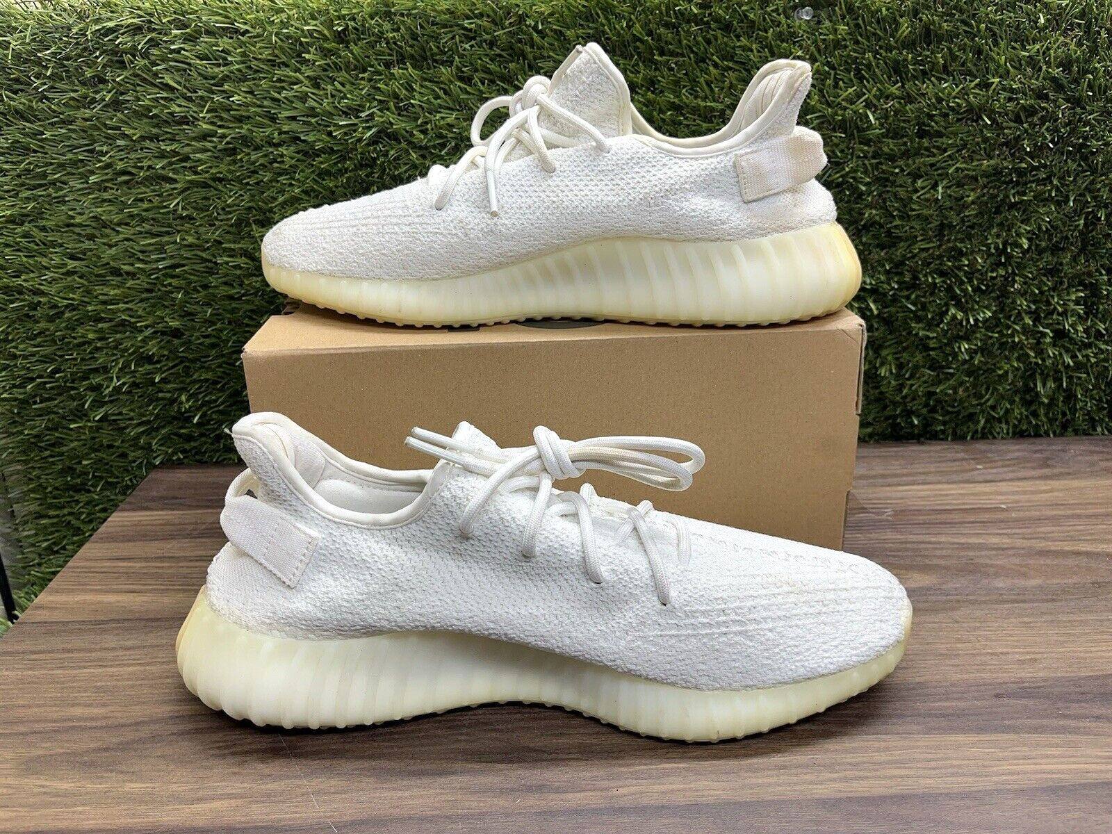 Size 12 - adidas Yeezy Boost 350 V2 Low Cream White / Triple White *492