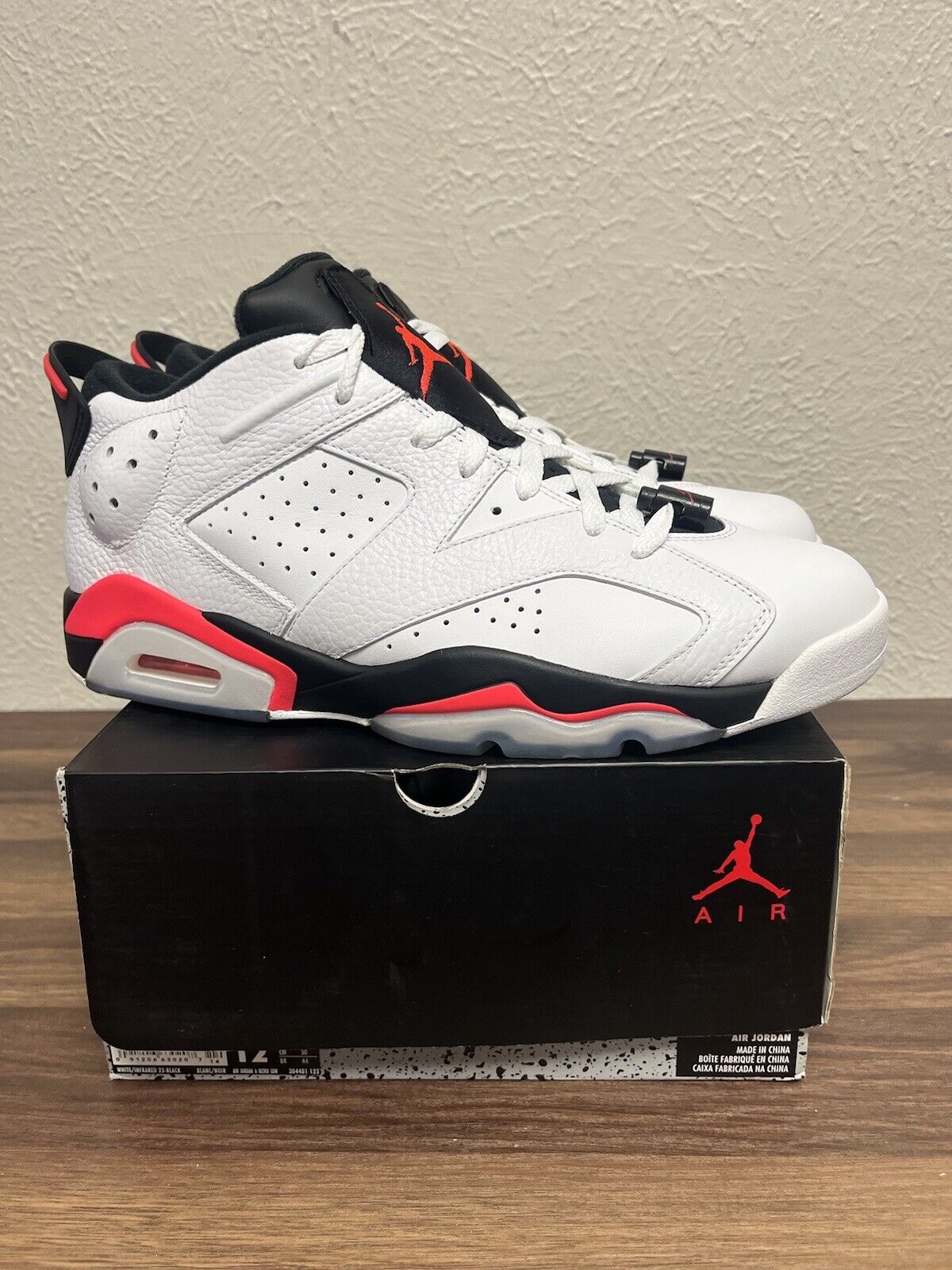 Air Jordan 6 Retro Low sz 12 Infrared White DS Basketball Shoe