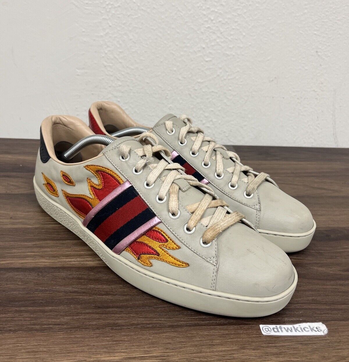 Size 10 G (11 US) - Gucci Ace Fire Flame Sneaker Beige Leather | GOOD CONDITION