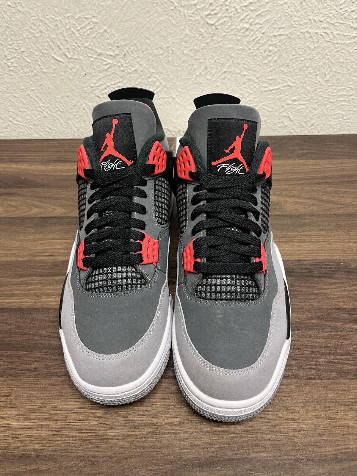 Size 10.5 - Jordan 4 Retro Mid Infrared