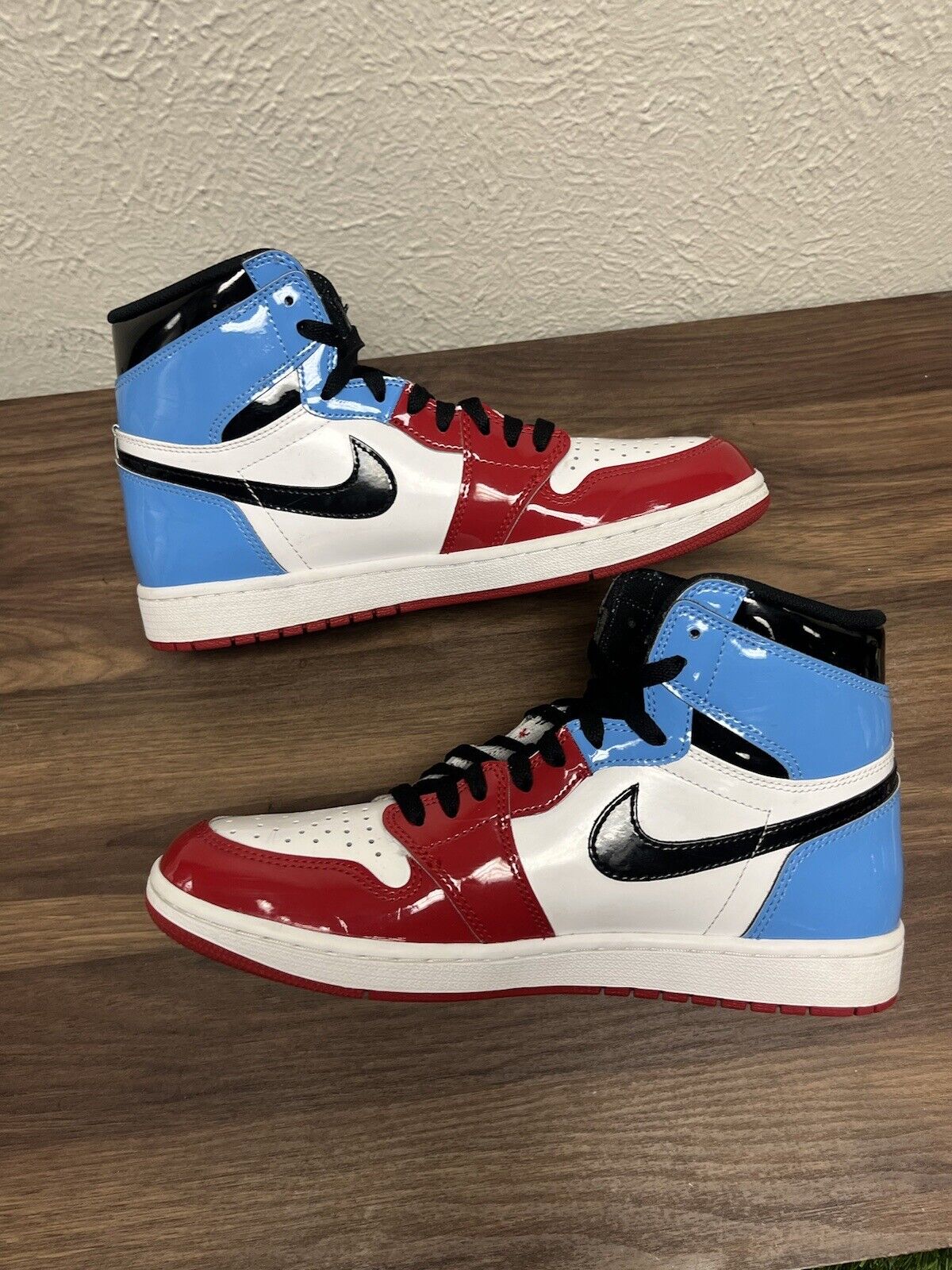 Size 10 - Jordan 1 Retro OG High Fearless