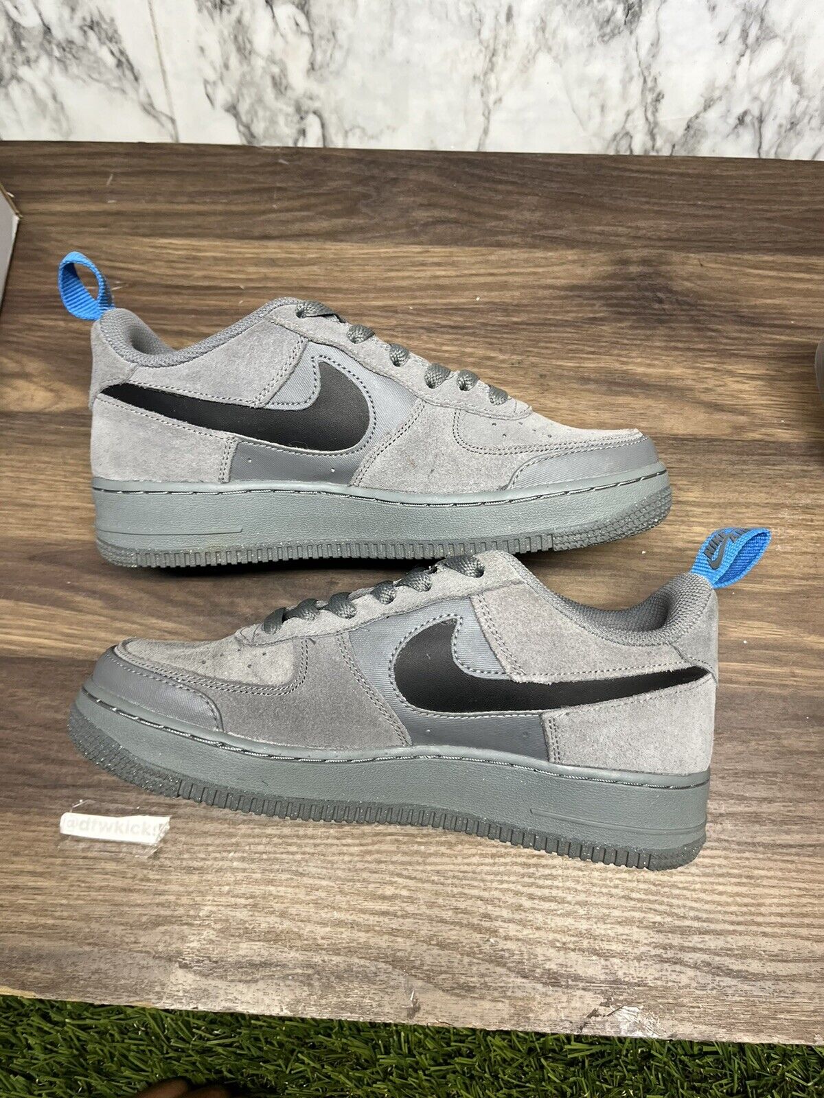 Nike Air Force 1 Smoke Grey Junior Youth DQ1097 001 Size 6Y 7.5 W Womens Suede