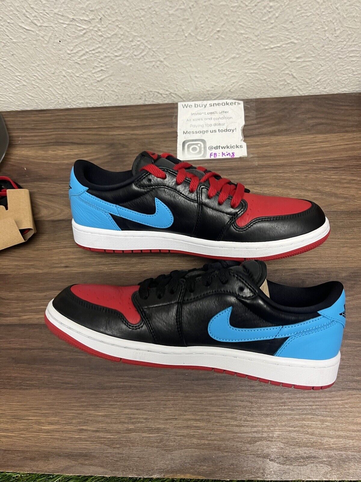 Air Jordan 1 Retro Low OG NC to Chi Women's Size 10  in Box CZ0775 046