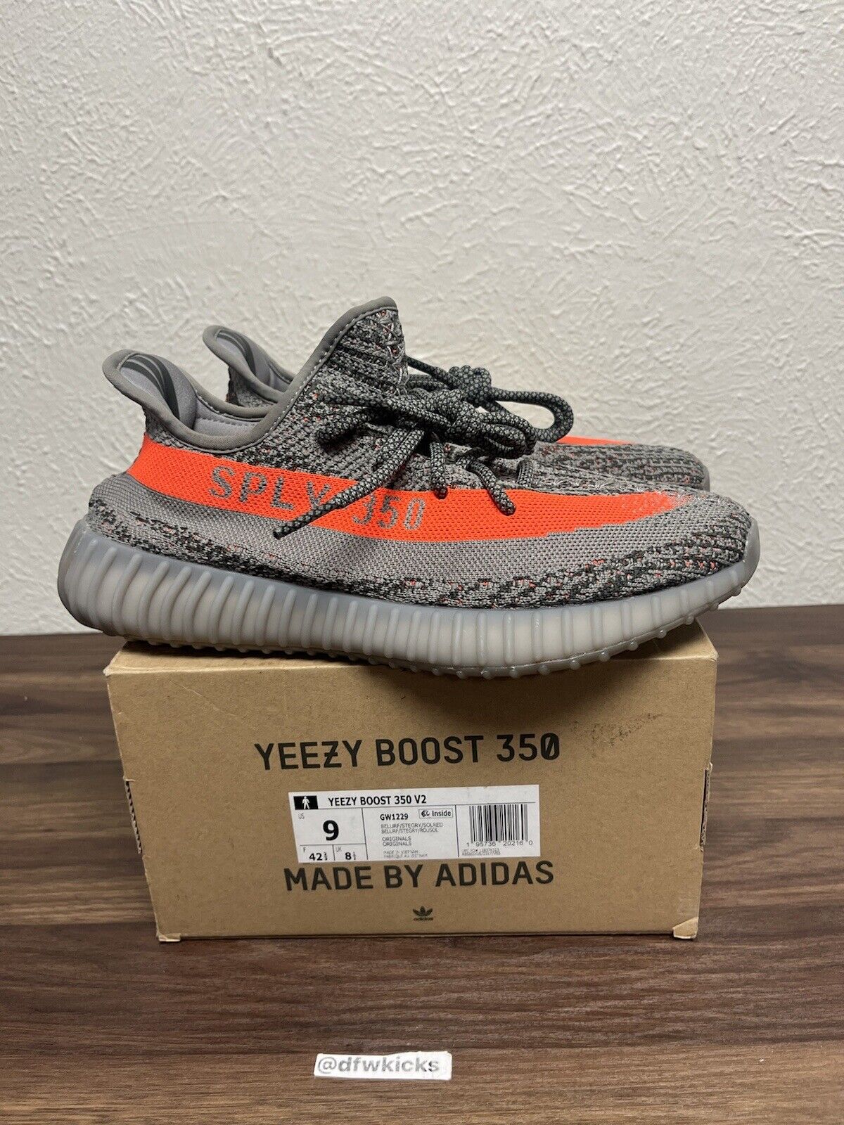 Adidas Yeezy Boost 350 V2 Beluga Reflective GW1229 Size 9