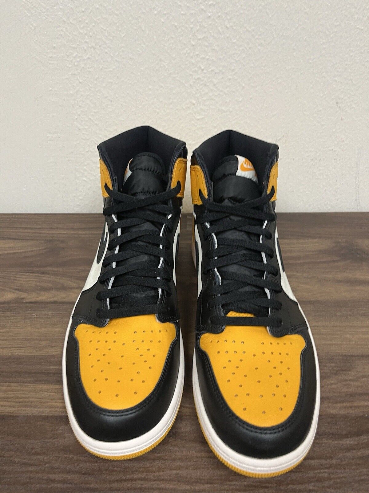 Nike Air Jordan 1 Retro High OG Taxi Men's 14 Black Yellow Toe shoes 555088-711