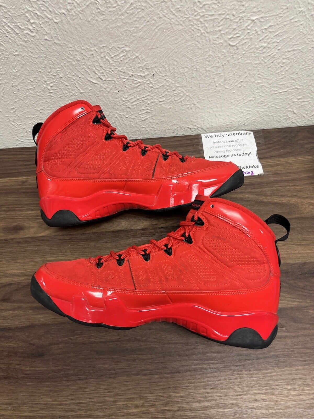 Size 10 - Air Jordan Retro 9 Chile Red 2022