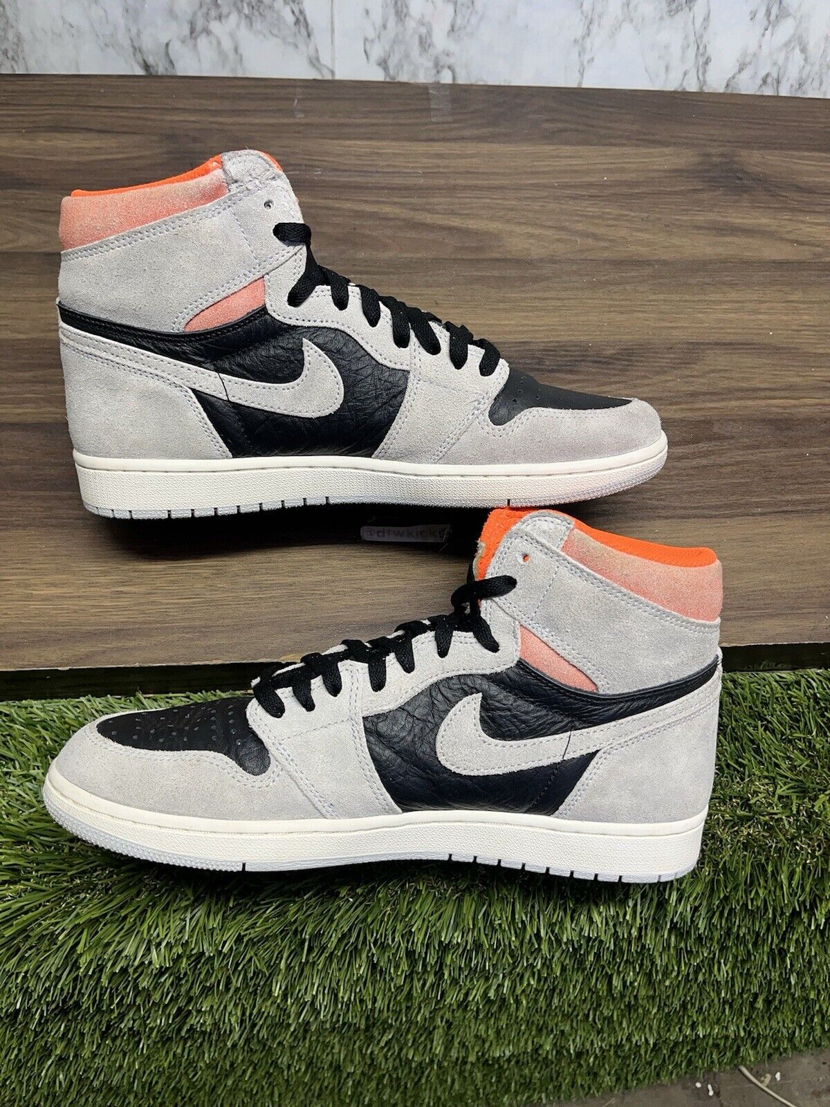 Size 10.5 - Jordan 1 Retro High OG Neutral Grey 2019 *563