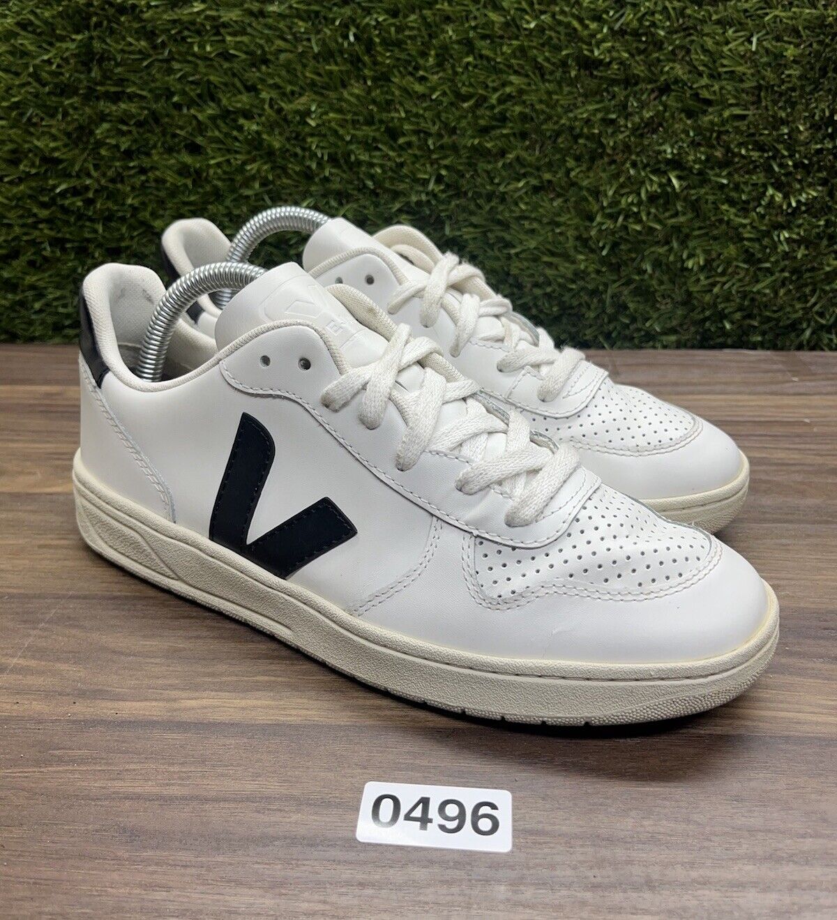 VEJA V-10 Extra White Black Women’s Size 8 *496