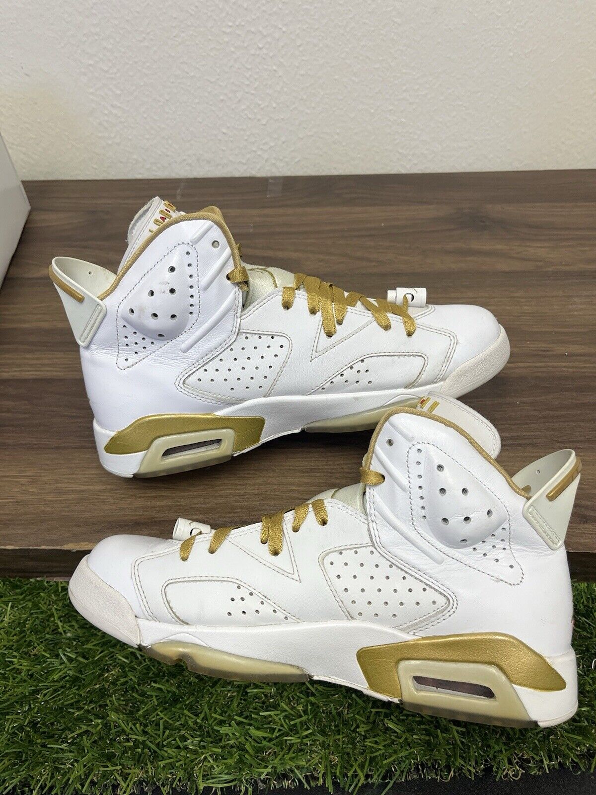 Size 8 - Jordan 6 Retro GMP 2012- White Gold- Air Jordan-  Basketball Shoes