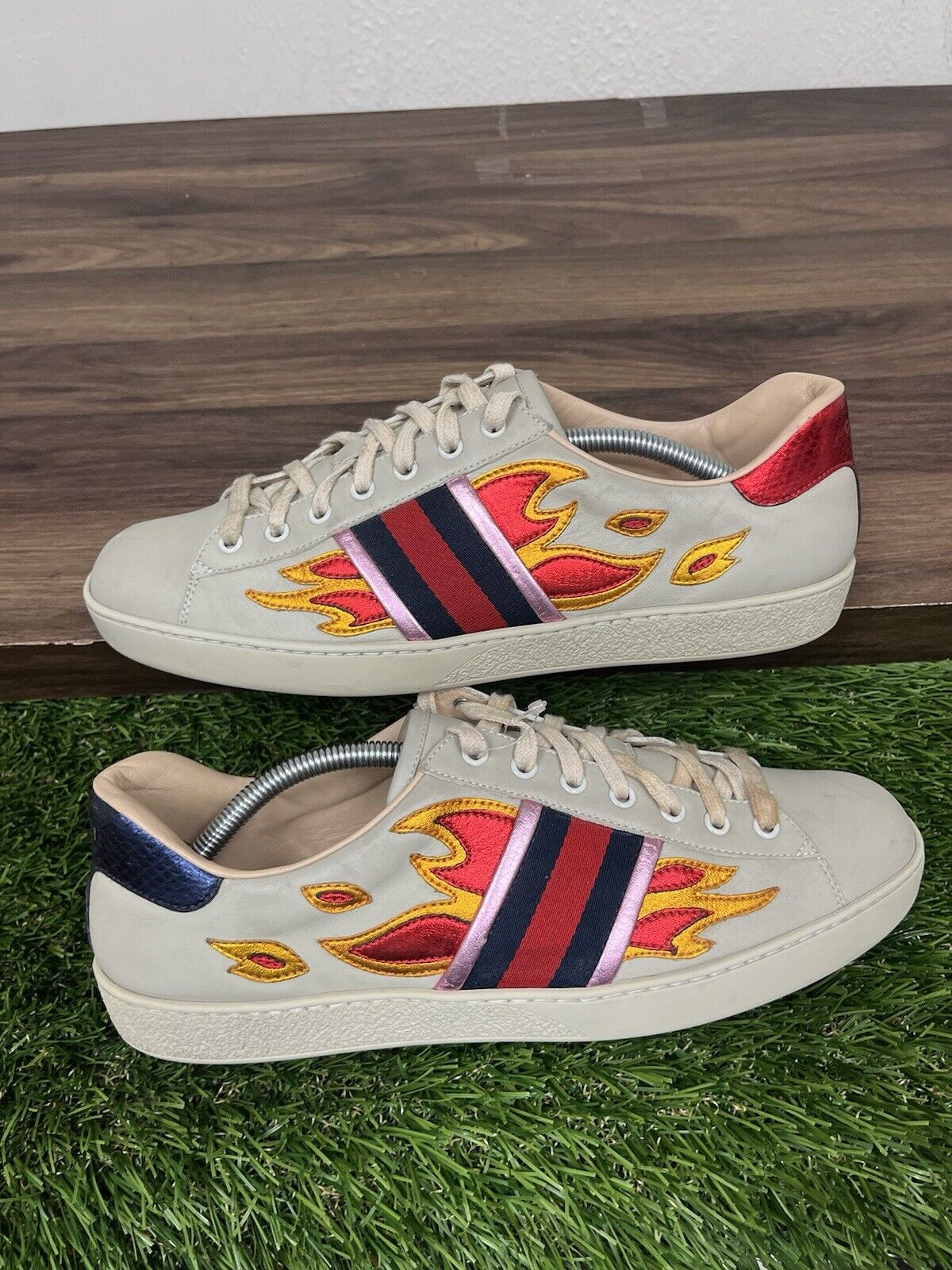 Size 10 G (11 US) - Gucci Ace Fire Flame Sneaker Beige Leather | GOOD CONDITION