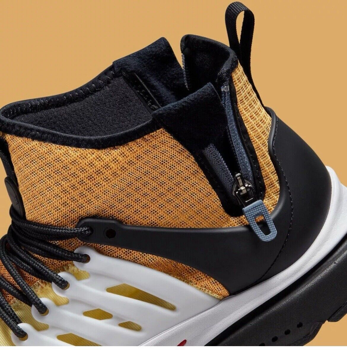 Size 10 - Nike Air Presto Utility Mid Bossk