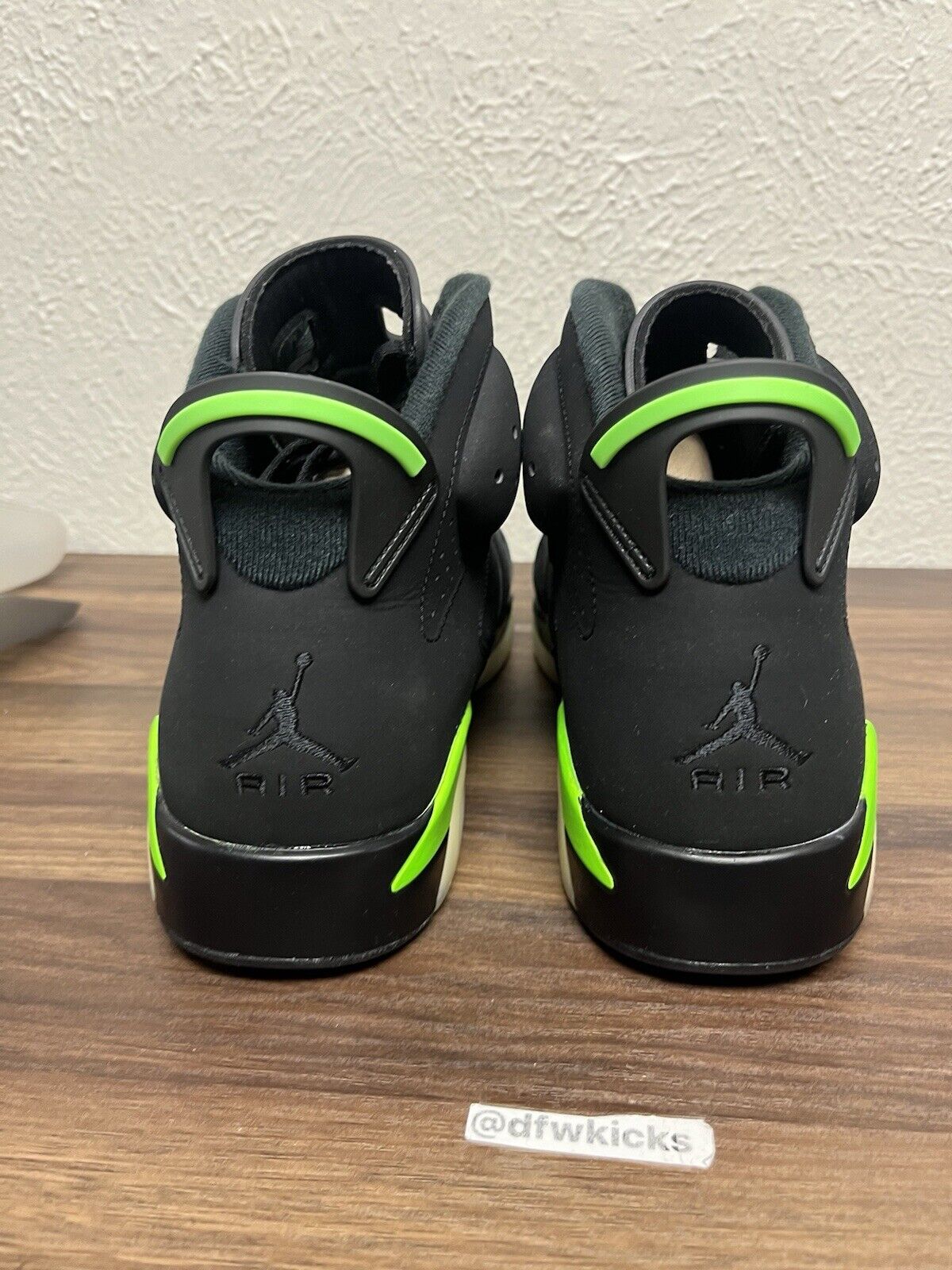 Jordan 6 Electric Green Size 12 (Brand New)