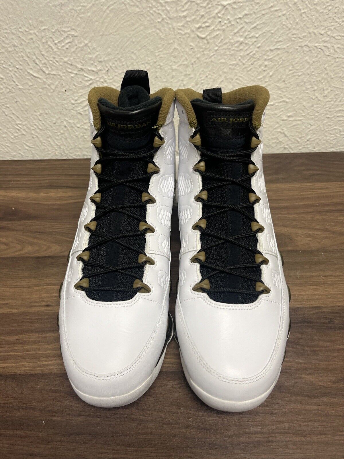 Size 12 - Jordan 9 Retro Statue 2015