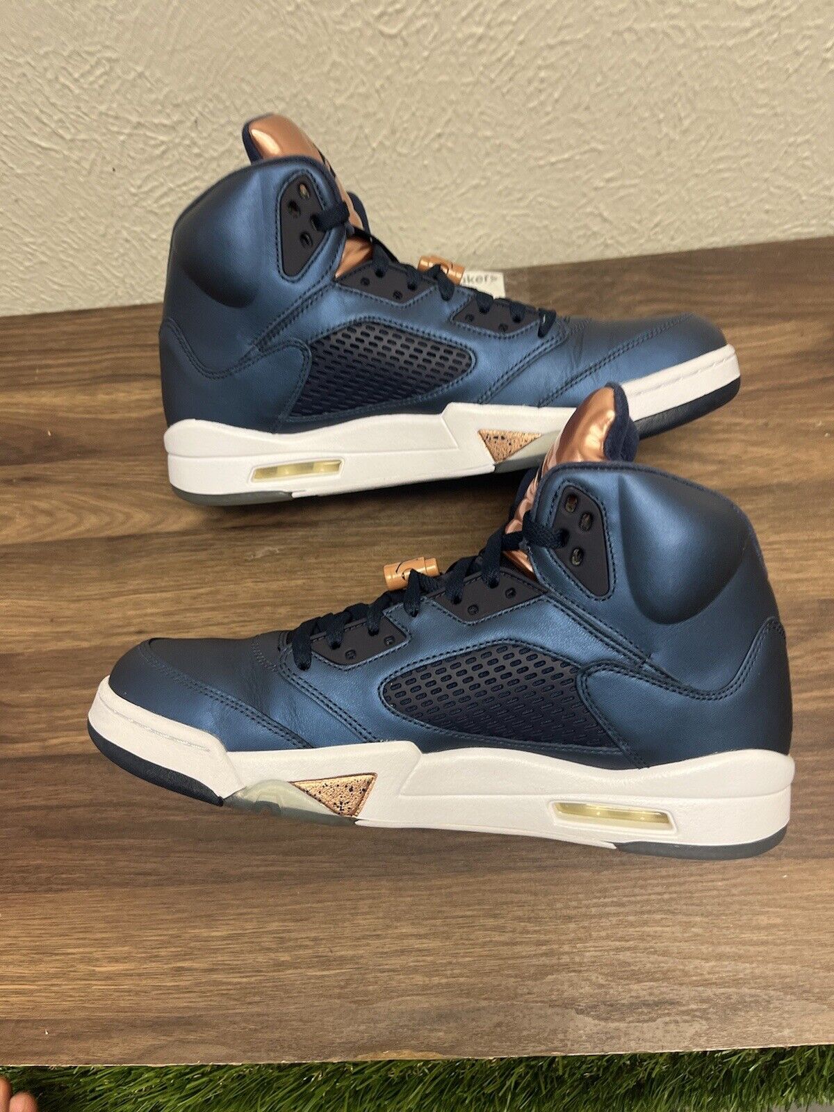 NIKE AIR JORDAN 5 RETRO OBSIDIAN BLUE-GOLD BRONZE Men’s Size 12 136027-416