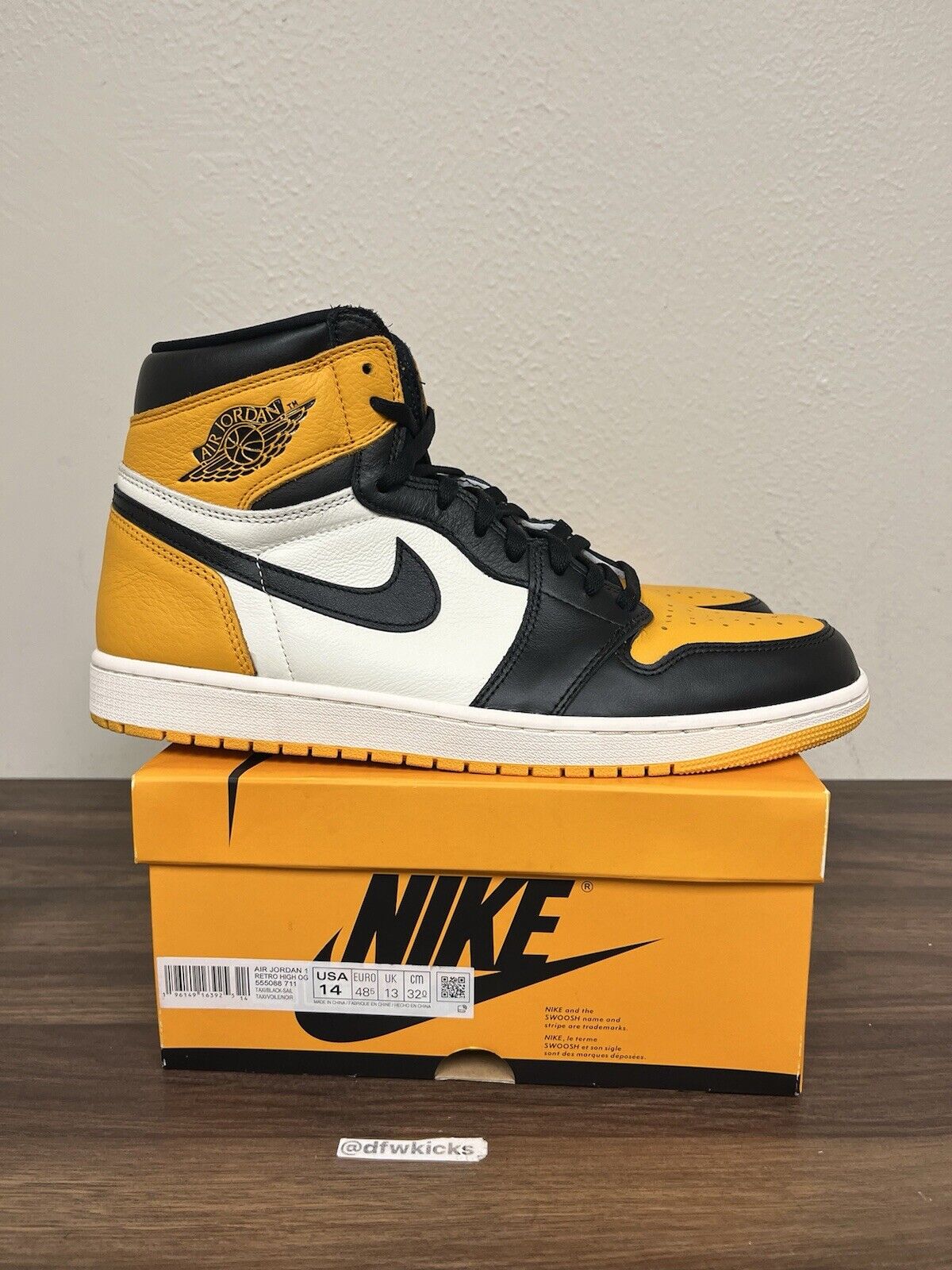 Nike Air Jordan 1 Retro High OG Taxi Men's 14 Black Yellow Toe shoes 555088-711