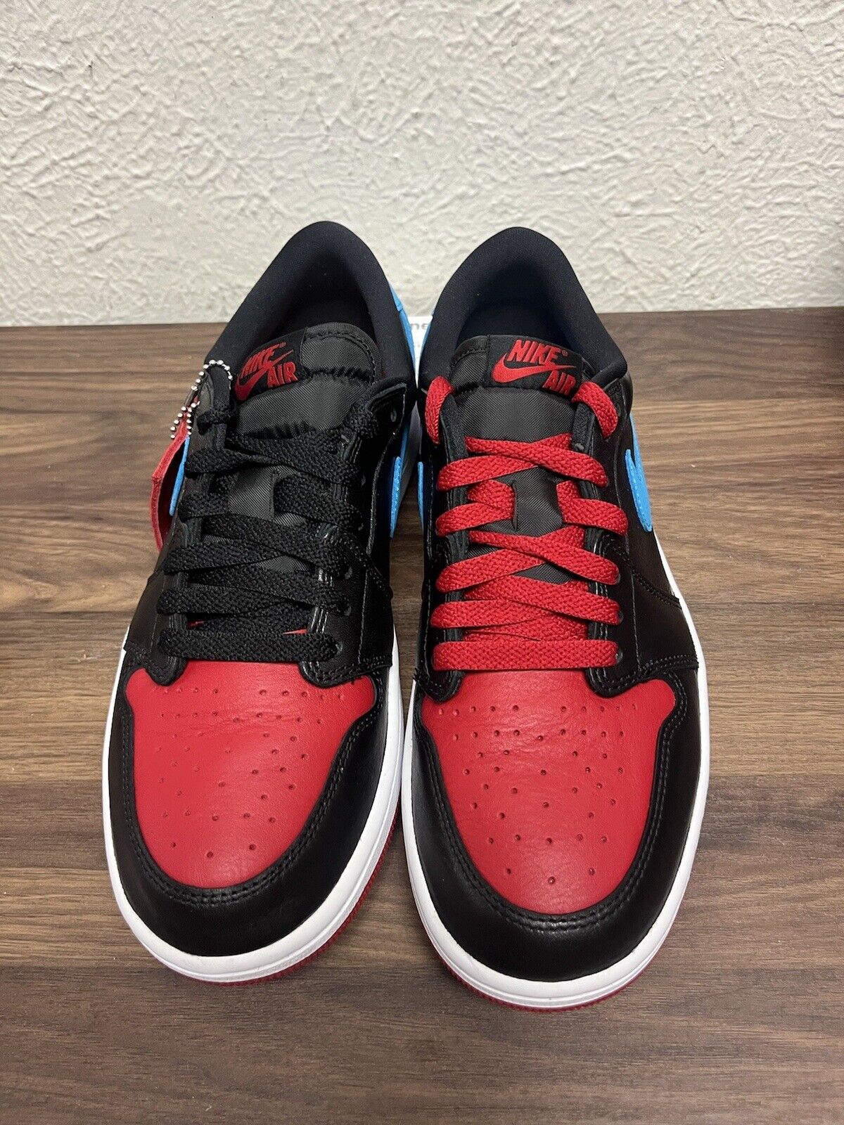 Air Jordan 1 Retro Low OG NC to Chi Women's Size 10  in Box CZ0775 046