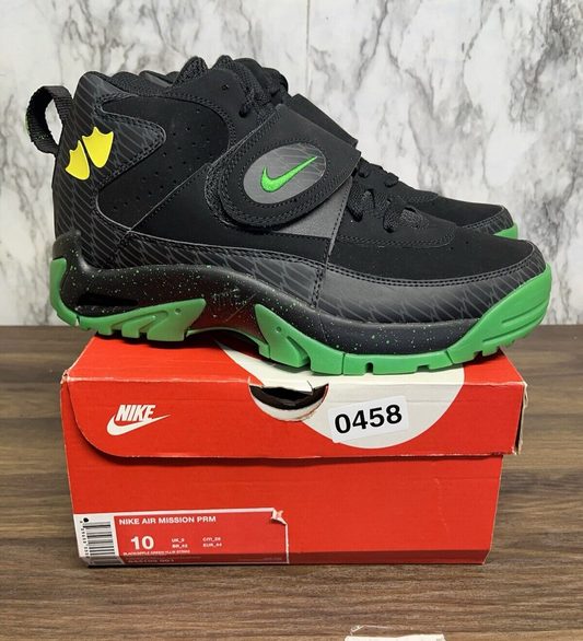 Size 10 - Nike Air Mission PRM Oregon 458