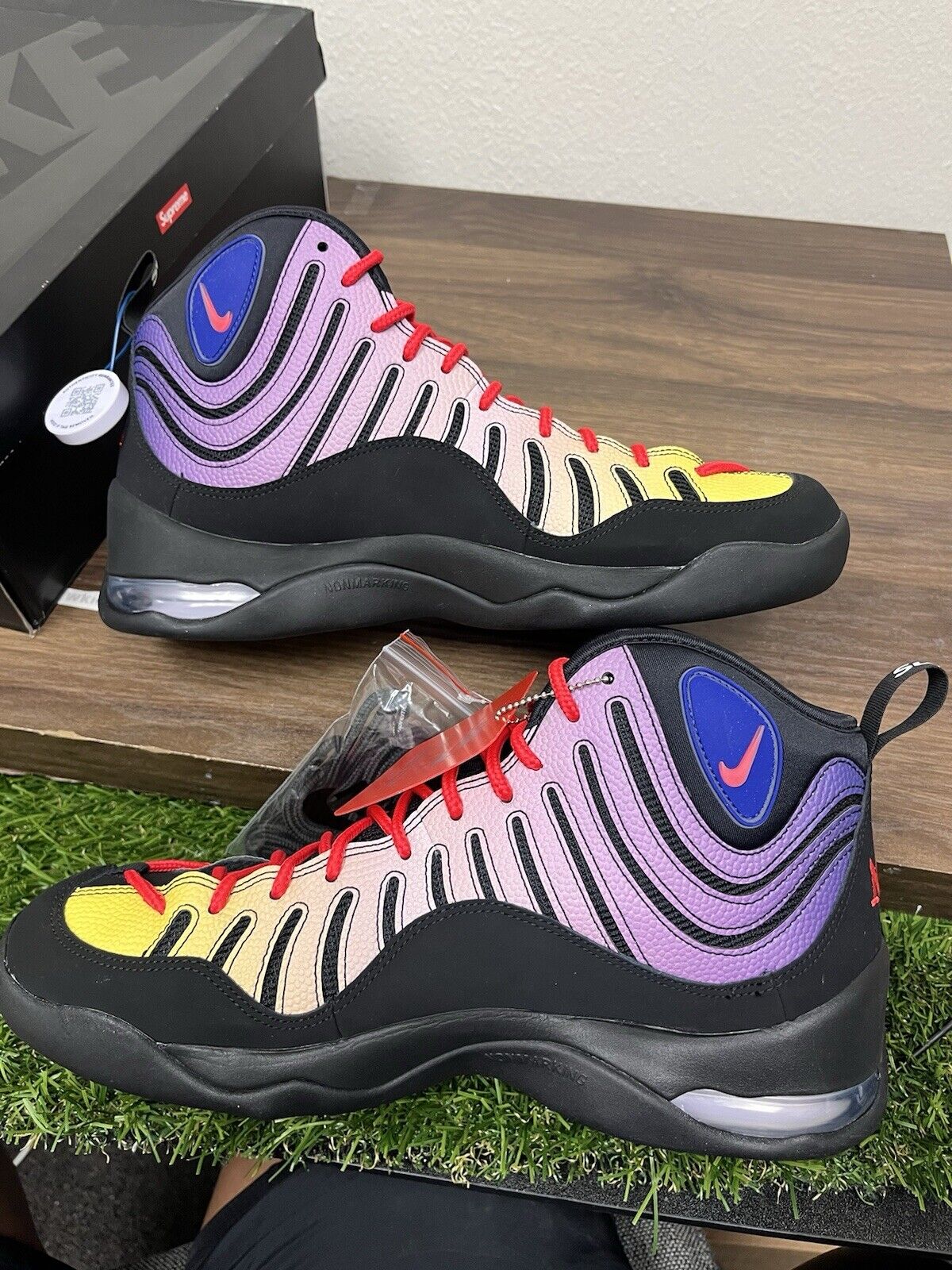 Supreme × Nike Air Bakin "Black/Multi"DX3292-001 US Size 11 Mens