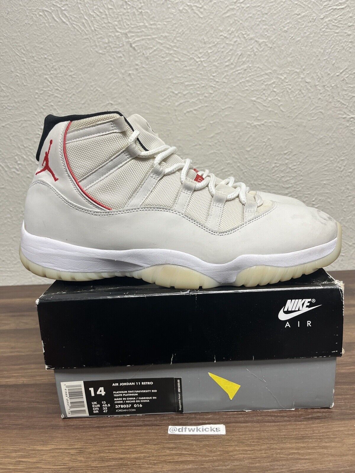 Jordan 11 Retro Platinum Tint 2018 Size 14 Pre-Owned 378037 016 White Red