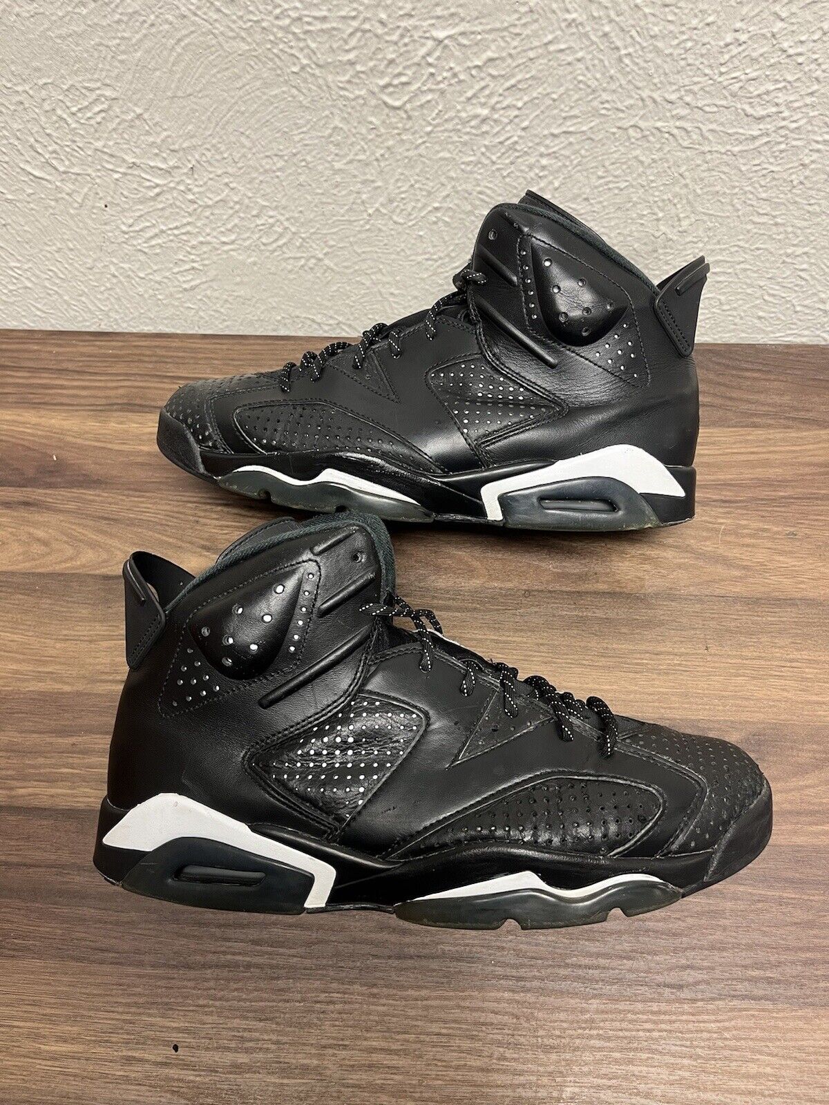 Size 10.5 - Jordan 6 Retro Black Cat 2016