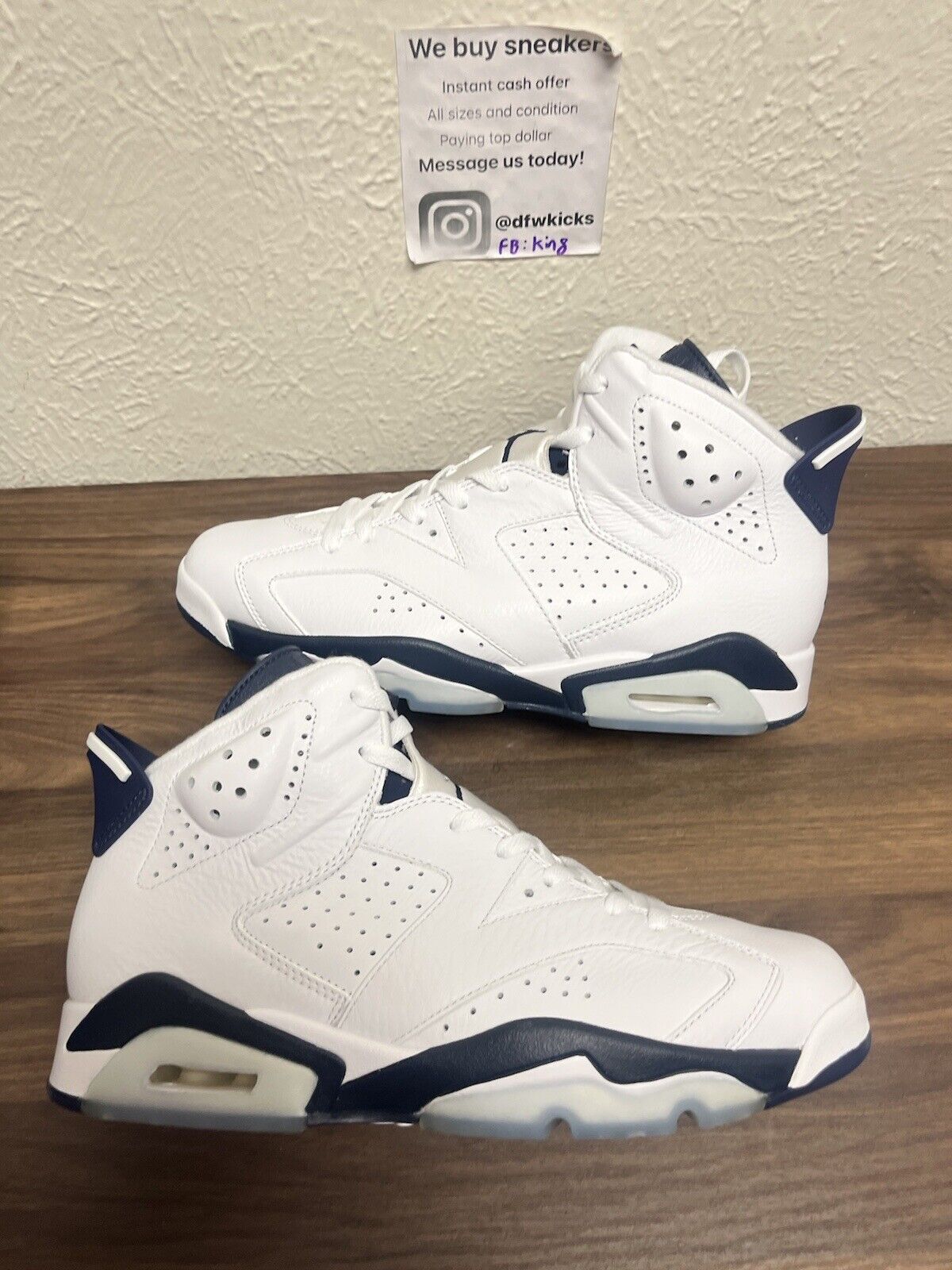 Size 10.5 - Jordan 6 Retro Midnight Navy