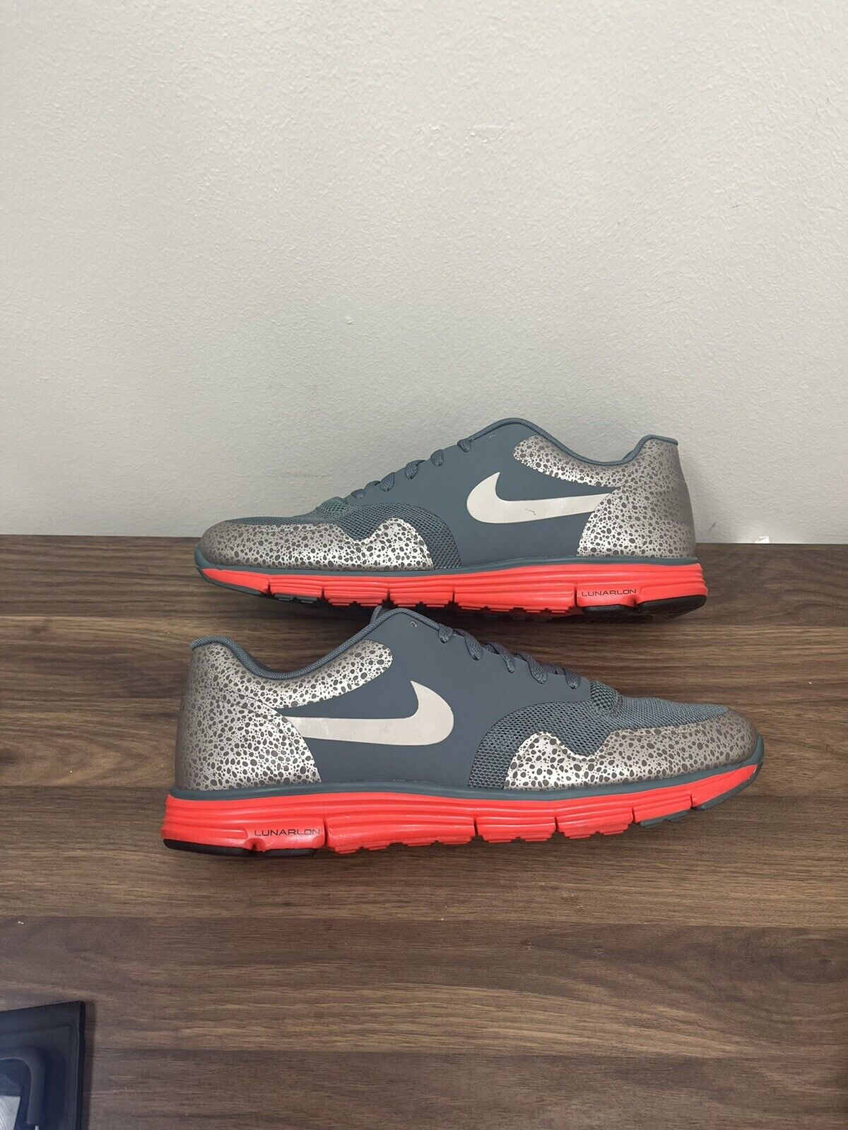 Nike Mens Lunar Safari 525059-370 Gray Running Shoes Sneakers Size 12