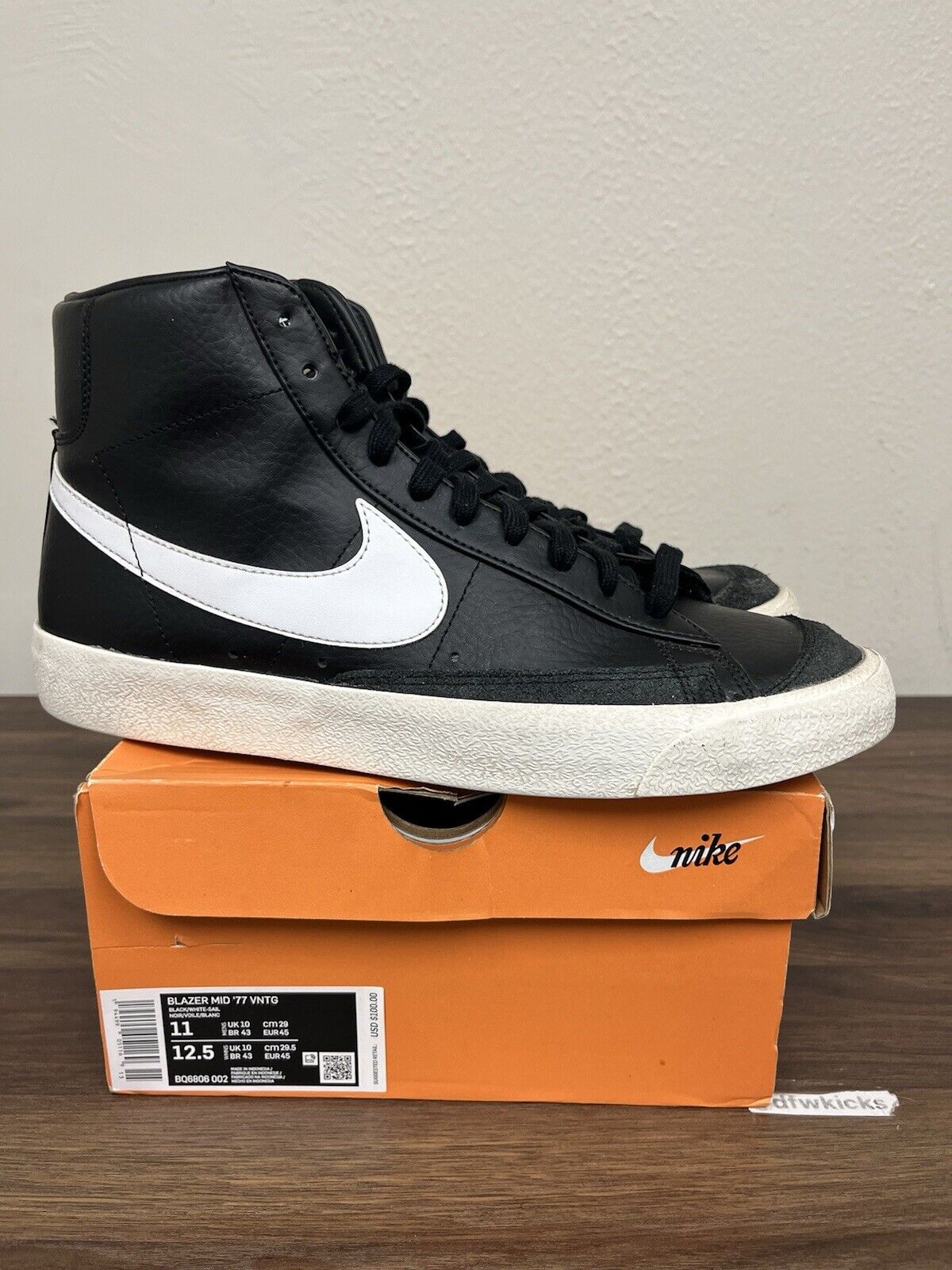 Nike Blazer Mid 77 Black White Leather Casual Shoes Mens Size 11 BQ6806-002