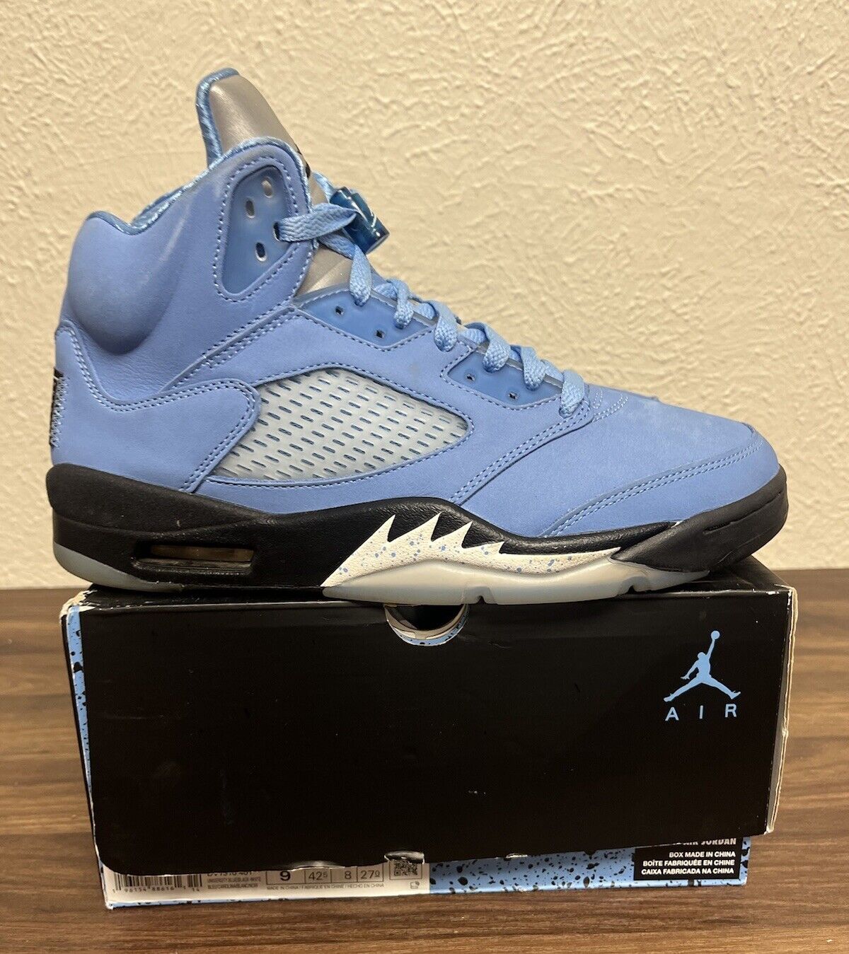 Nike Air Jordan 5 Retro SE Mid UNC size 9 DV1310-401 OG V Clean University Blue