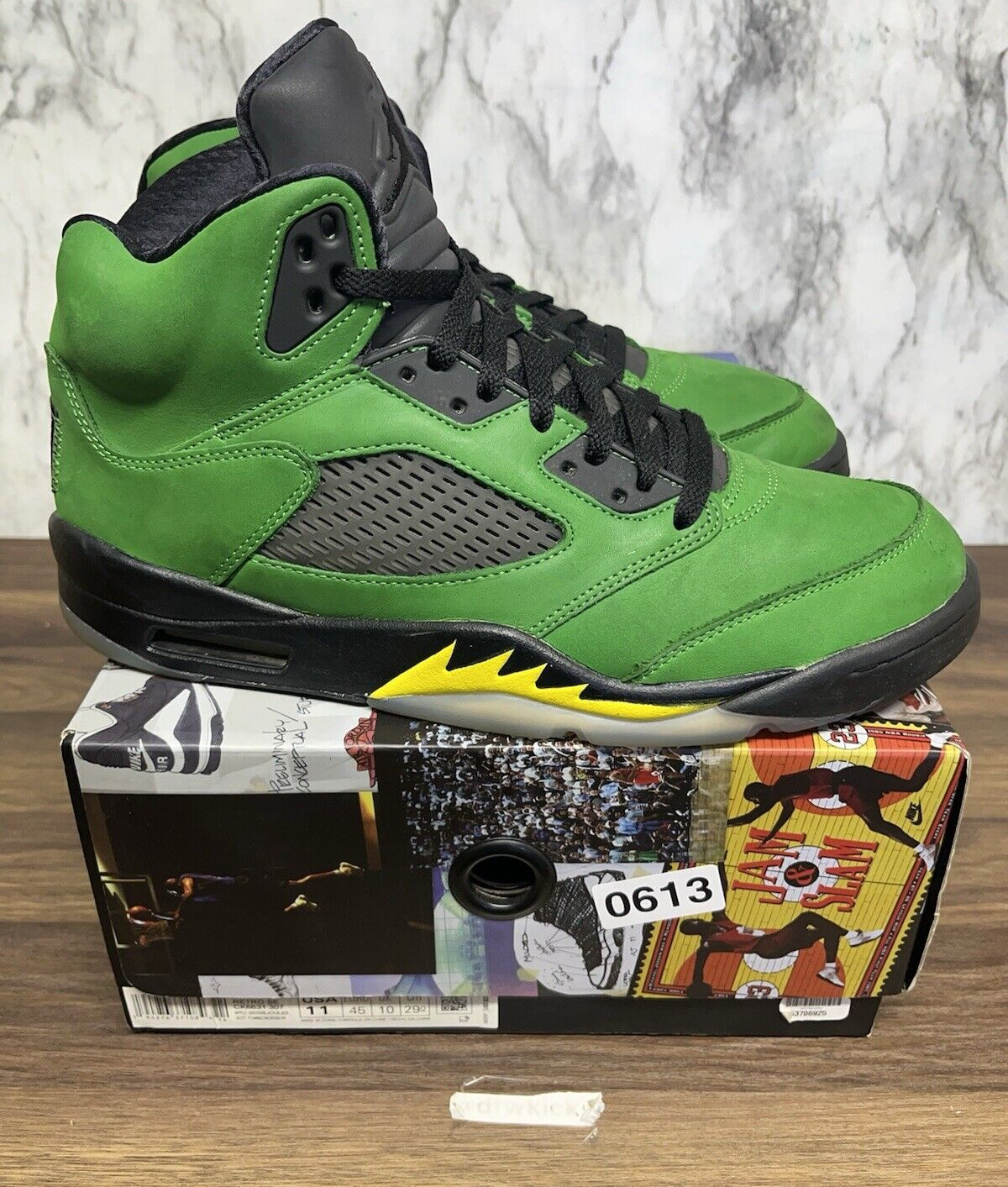 Size 11 - Air Jordan 5 Retro SE Oregon 2020  Used with OG 613 metallic