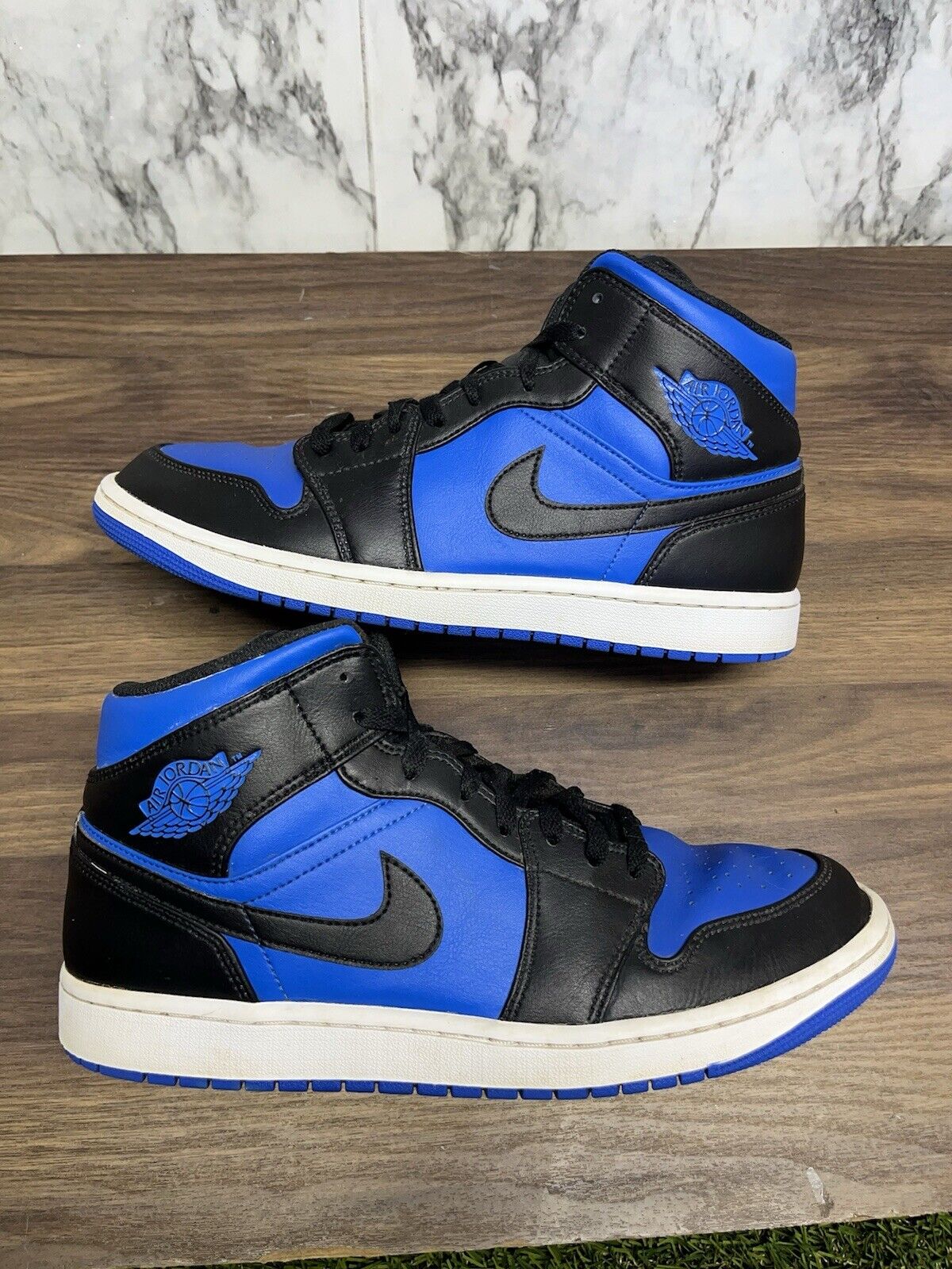 Size 10.5 - Men’s Nike Air Jordan 1 Mid Royal Black Blue  DQ8426-042 *570