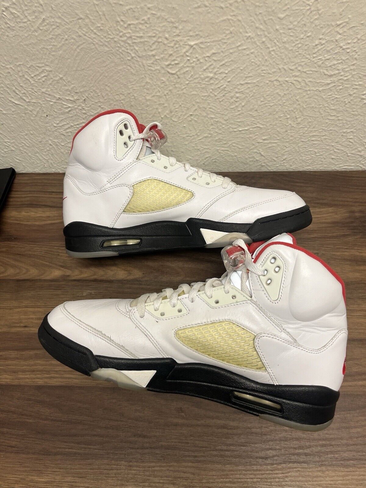 Size 11 - Jordan 5 Retro Mid Fire Red