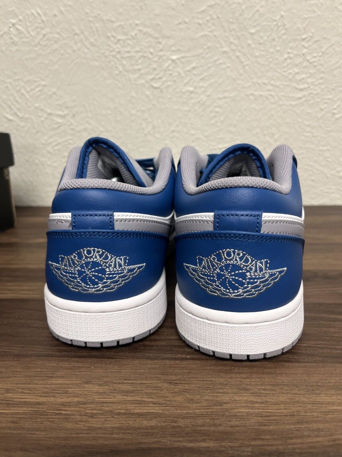 Size 11 - Jordan 1 Low True Blue Cement☀️🔥😎 Condition 9/10