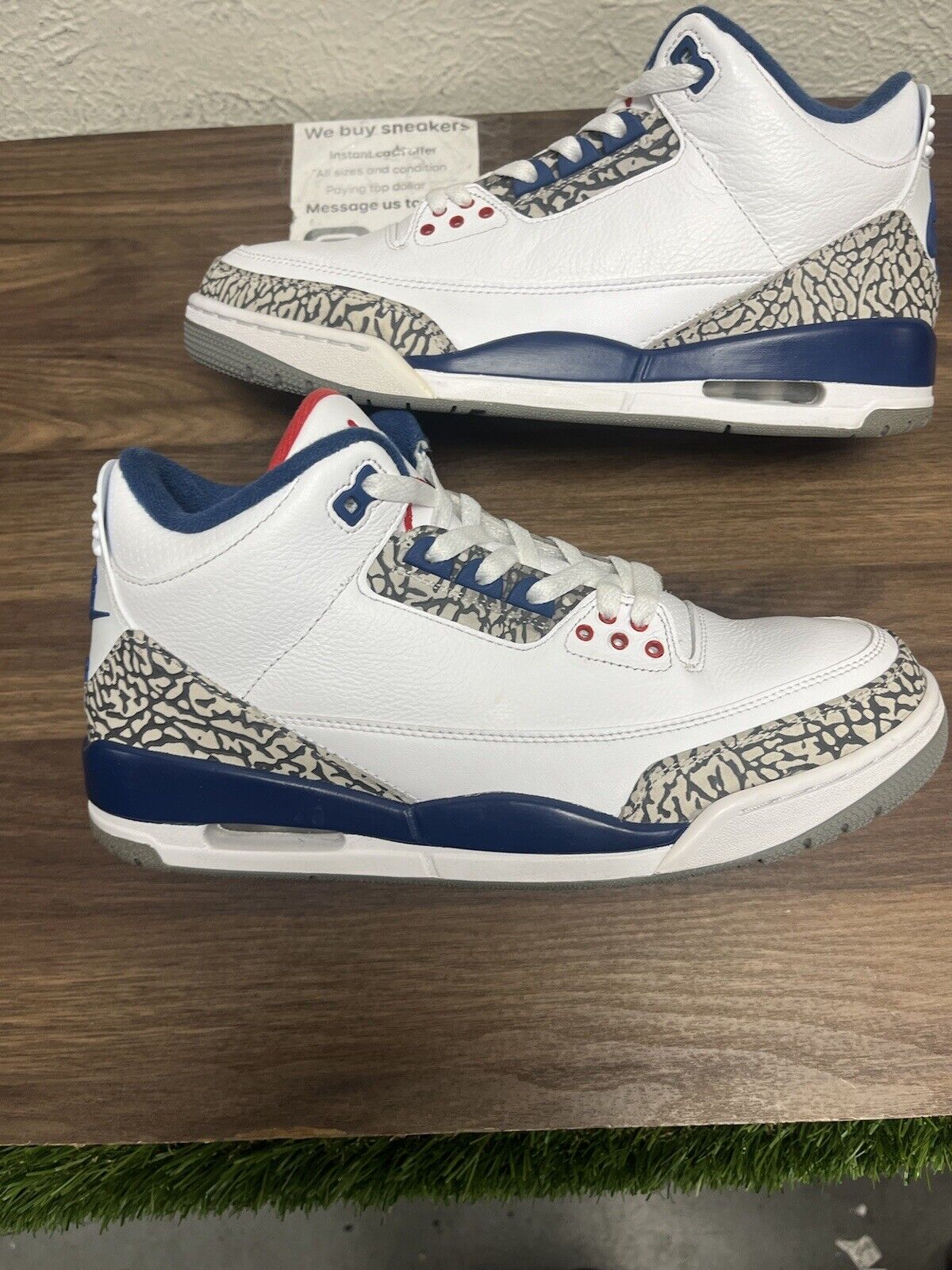 Size 10.5 - Jordan 3 Retro OG Mid True Blue